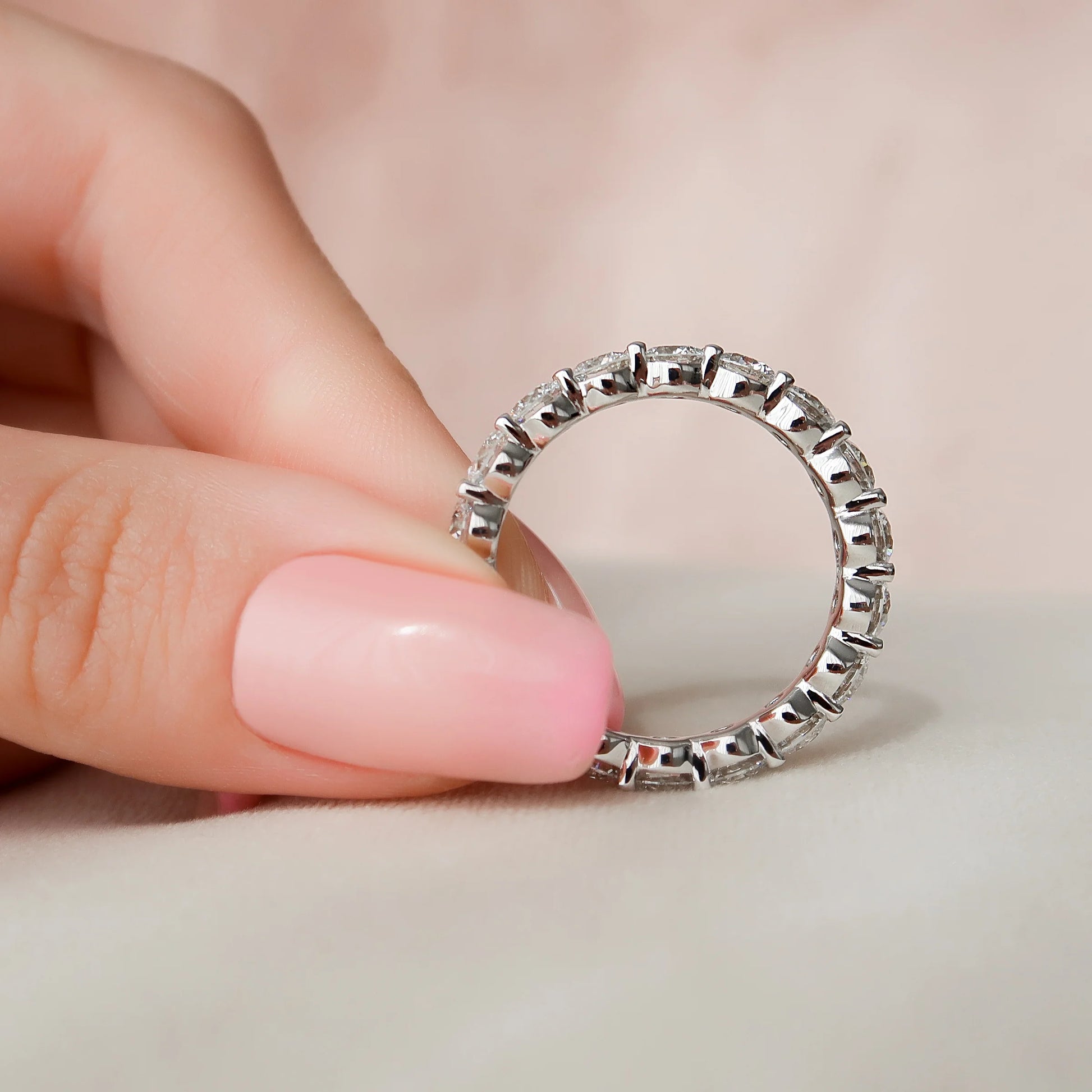 #Color_White Gold_4.5tcw