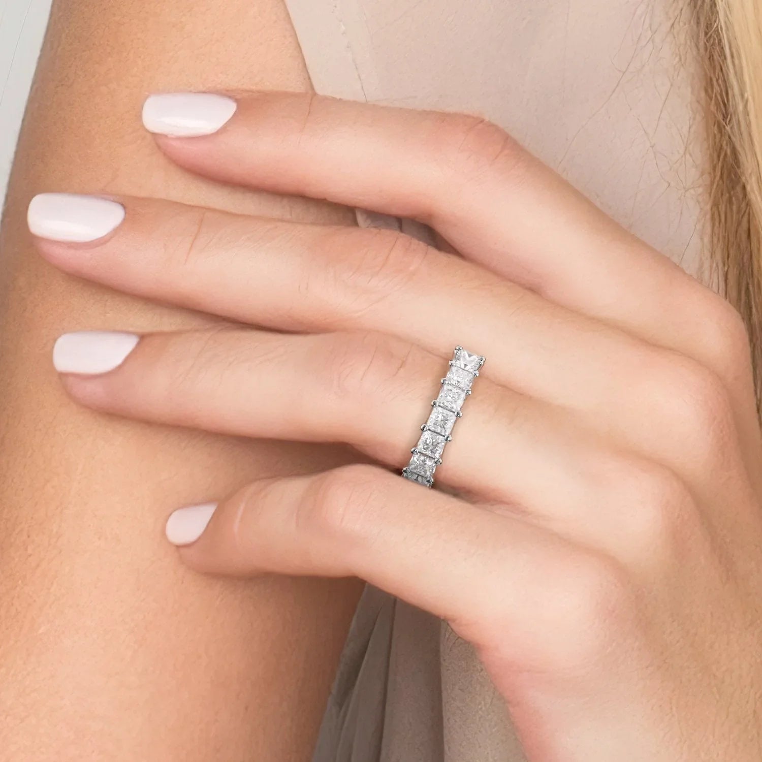 #Color_White Gold_4.7tcw