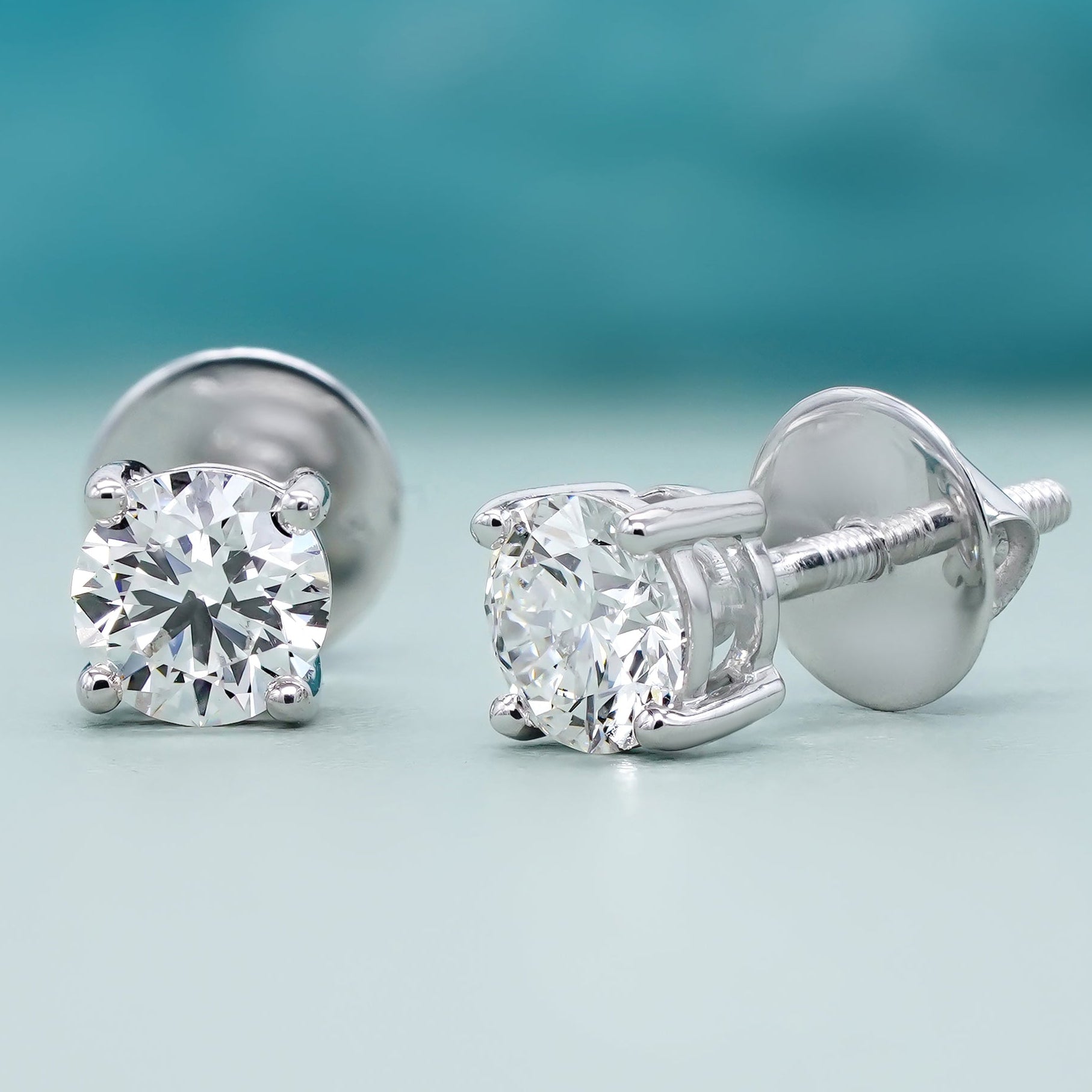 Round Lab Grown Diamond Stud Earrings | IGI Certified Solitaire Pair