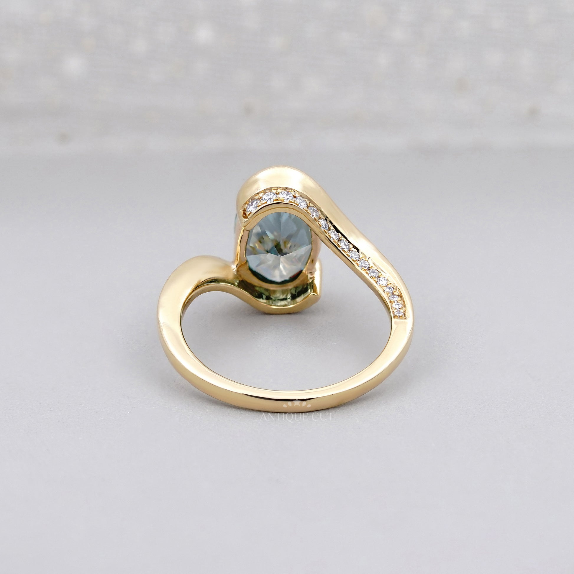 3.00ct Green Lab Grown Diamond Ring with 0.40ct Diamond Accents | Gold Wave Engagement Ring