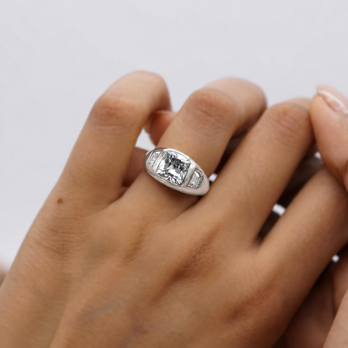 10k White Gold, 14k White Gold, 18k White Gold, Platinum