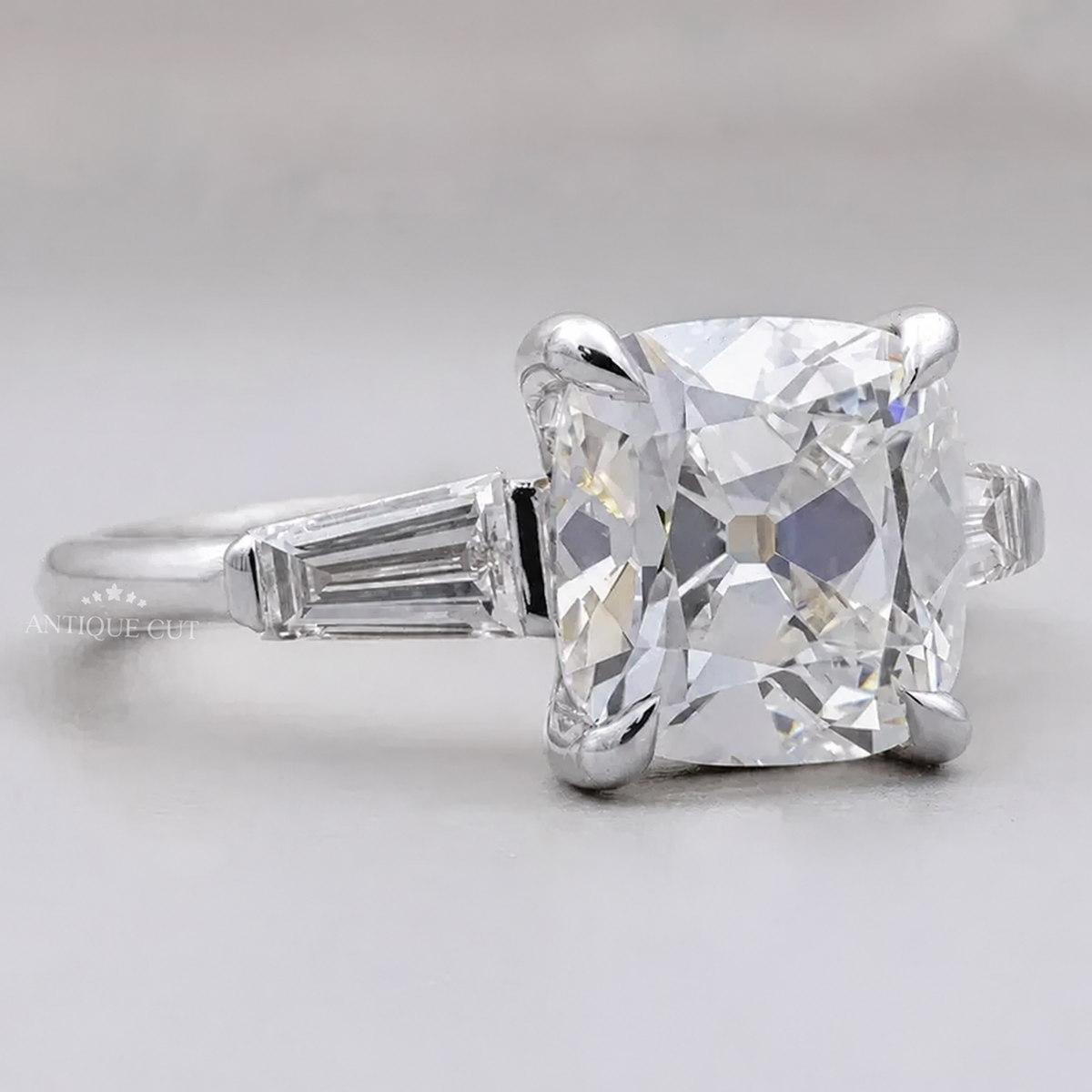 10k White Gold, 14k White Gold, 18k White Gold, Platinum