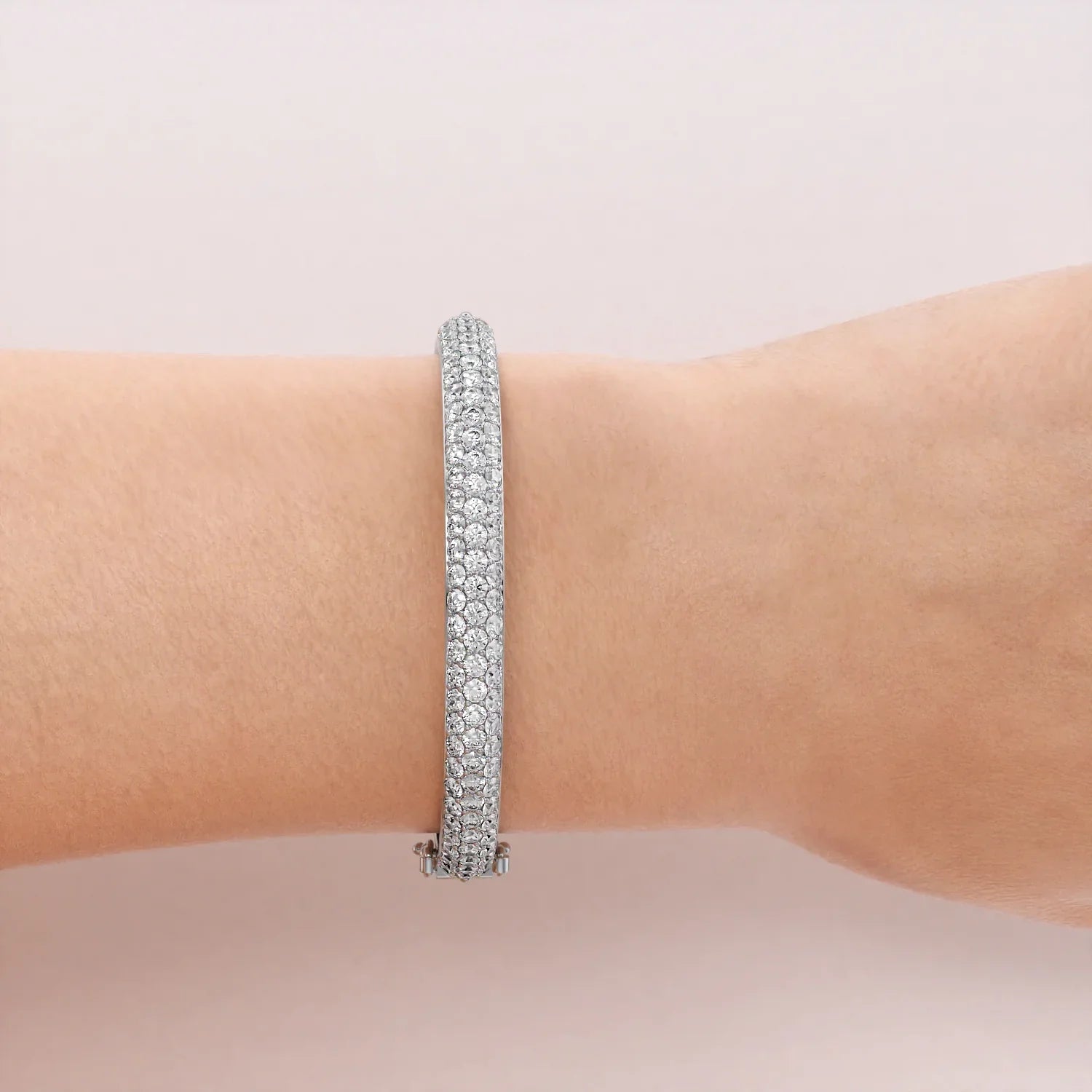 #Color_White Gold_5.5tcw