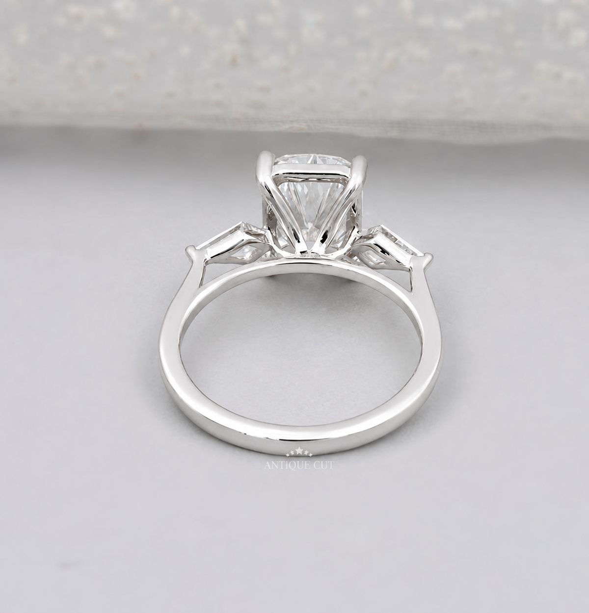 10k White Gold, 14k White Gold, 18k White Gold, Platinum