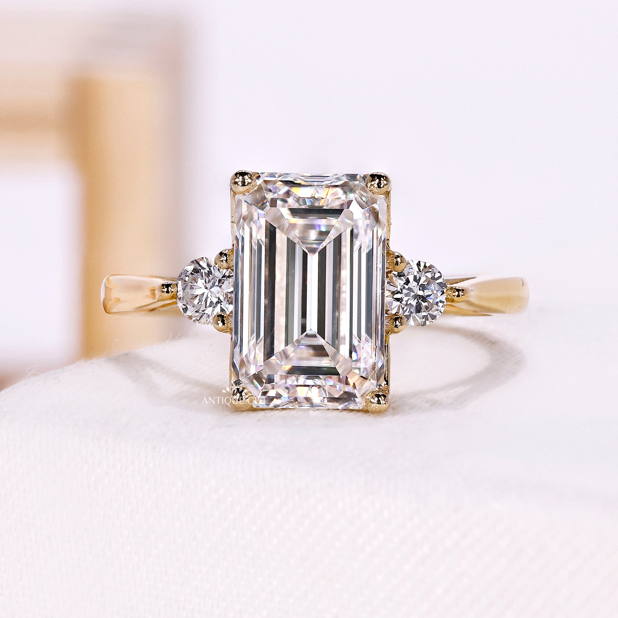 10k Yellow Gold, 14k Yellow Gold, 18k Yellow Gold