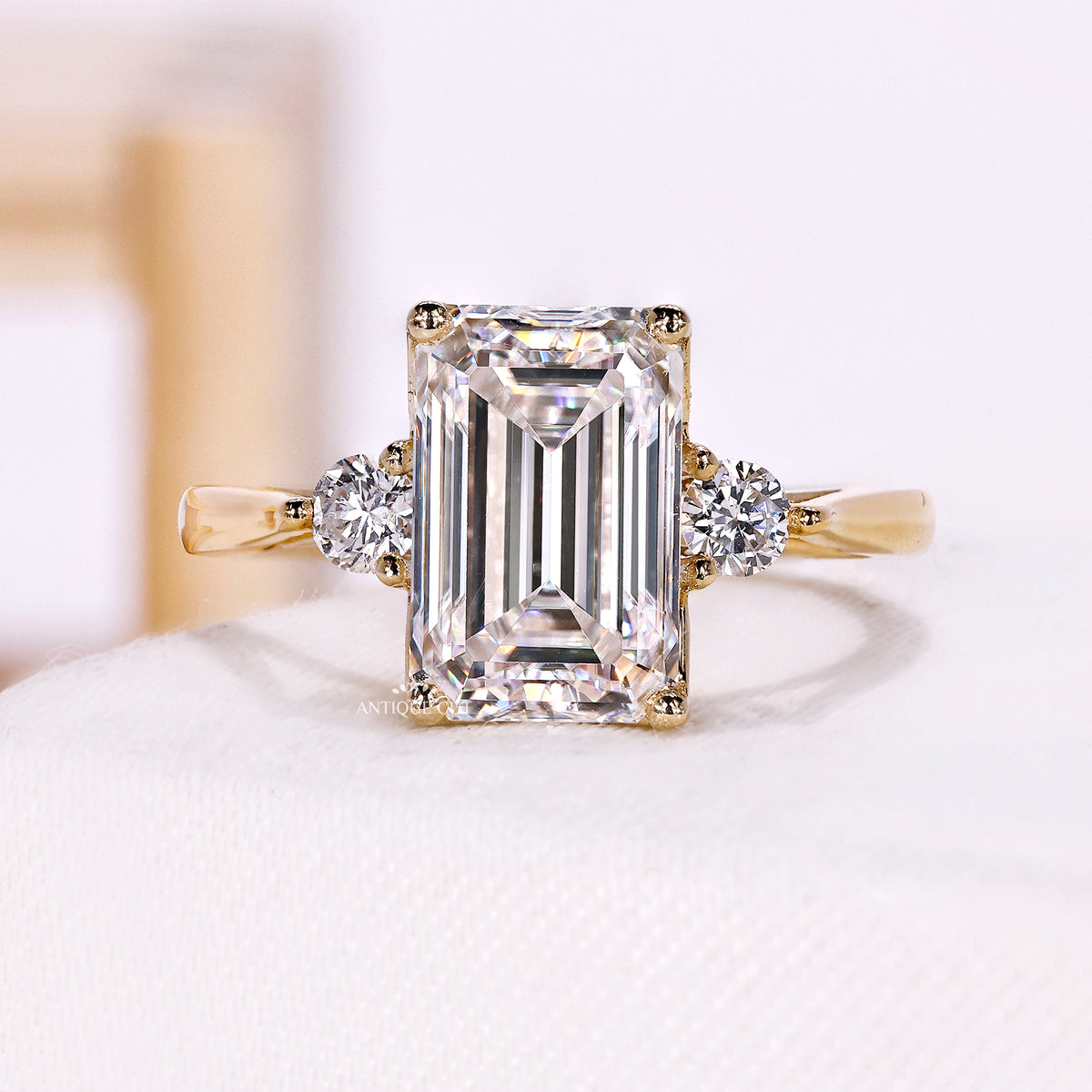 10k Yellow Gold, 14k Yellow Gold, 18k Yellow Gold