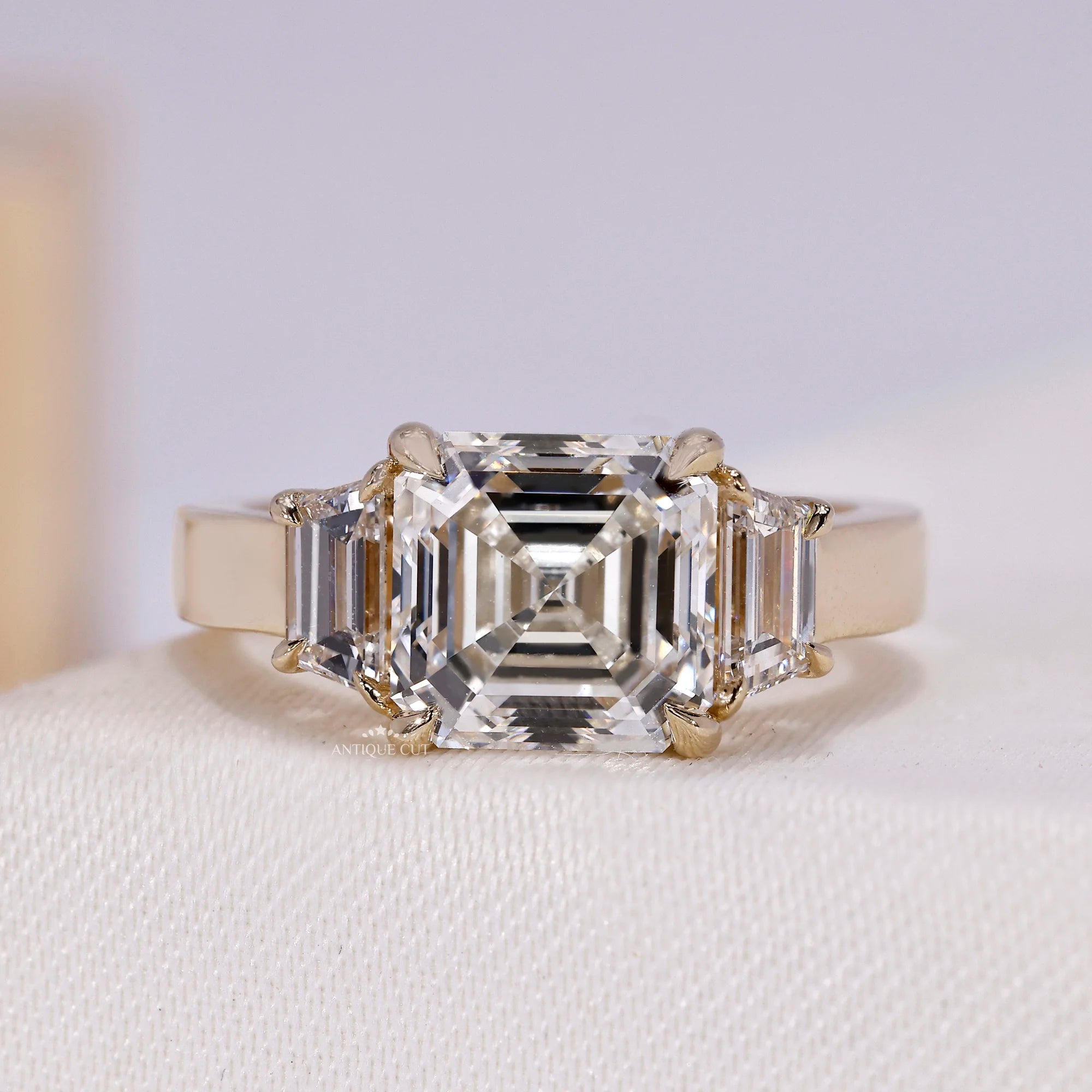 10k Yellow Gold, 14k Yellow Gold, 18k Yellow Gold