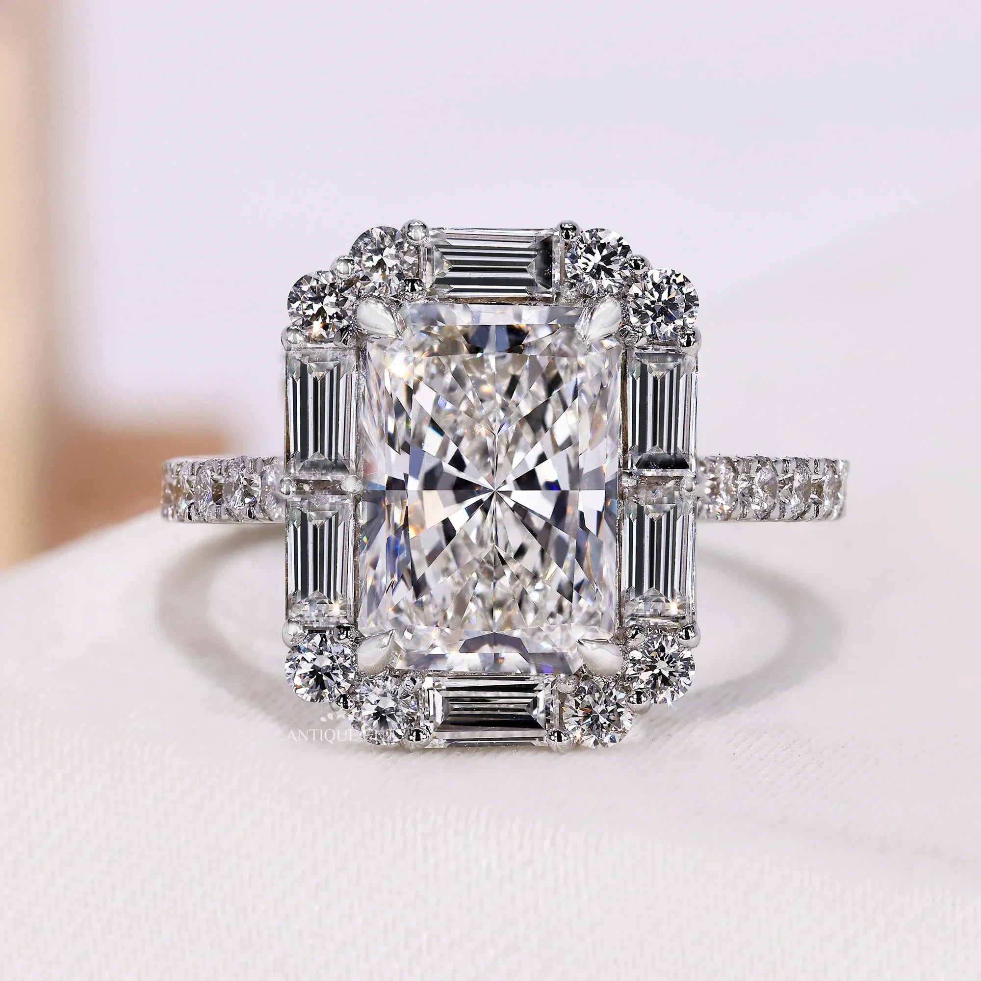 10k White Gold, 14k White Gold, 18k White Gold, Platinum