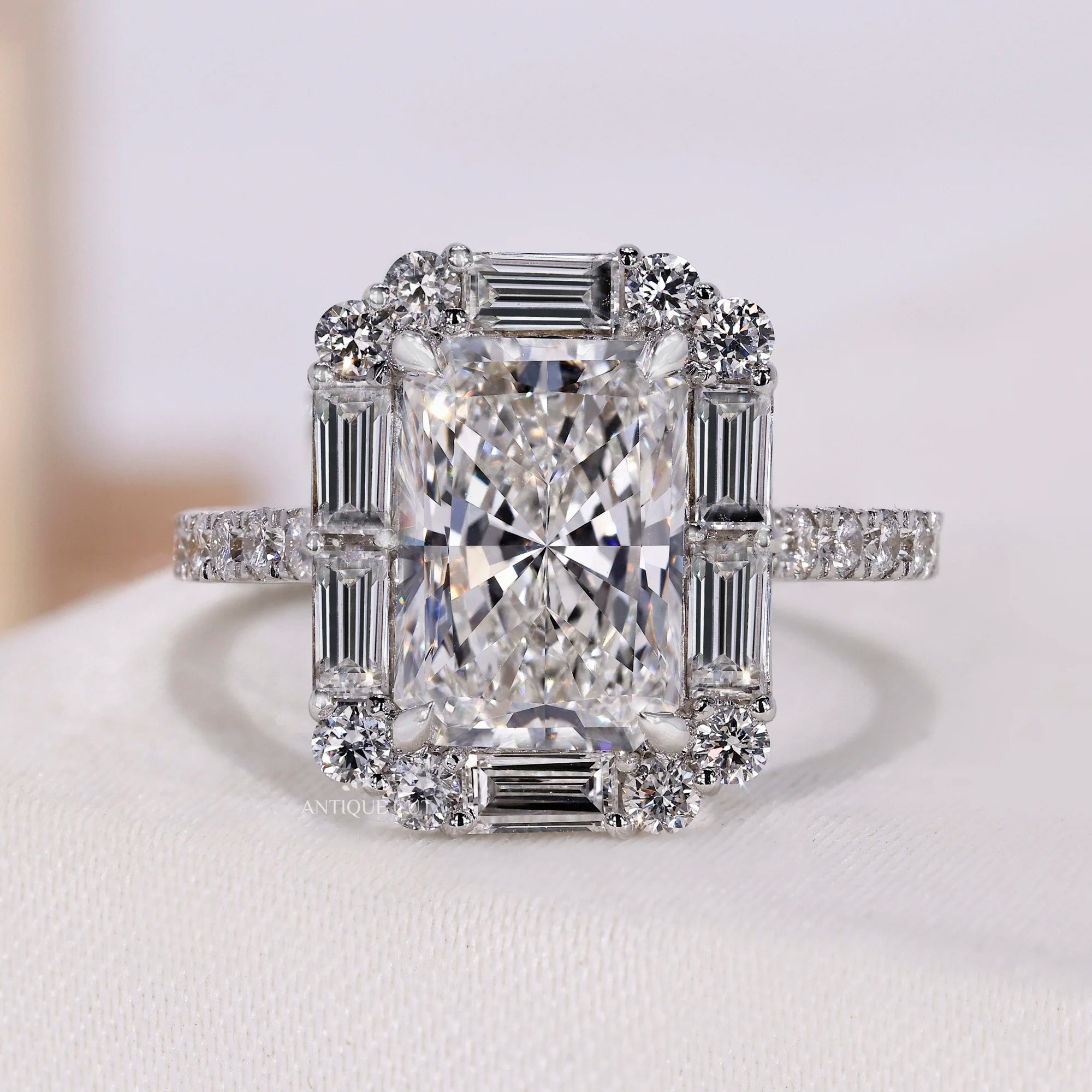 10k White Gold, 14k White Gold, 18k White Gold, Platinum