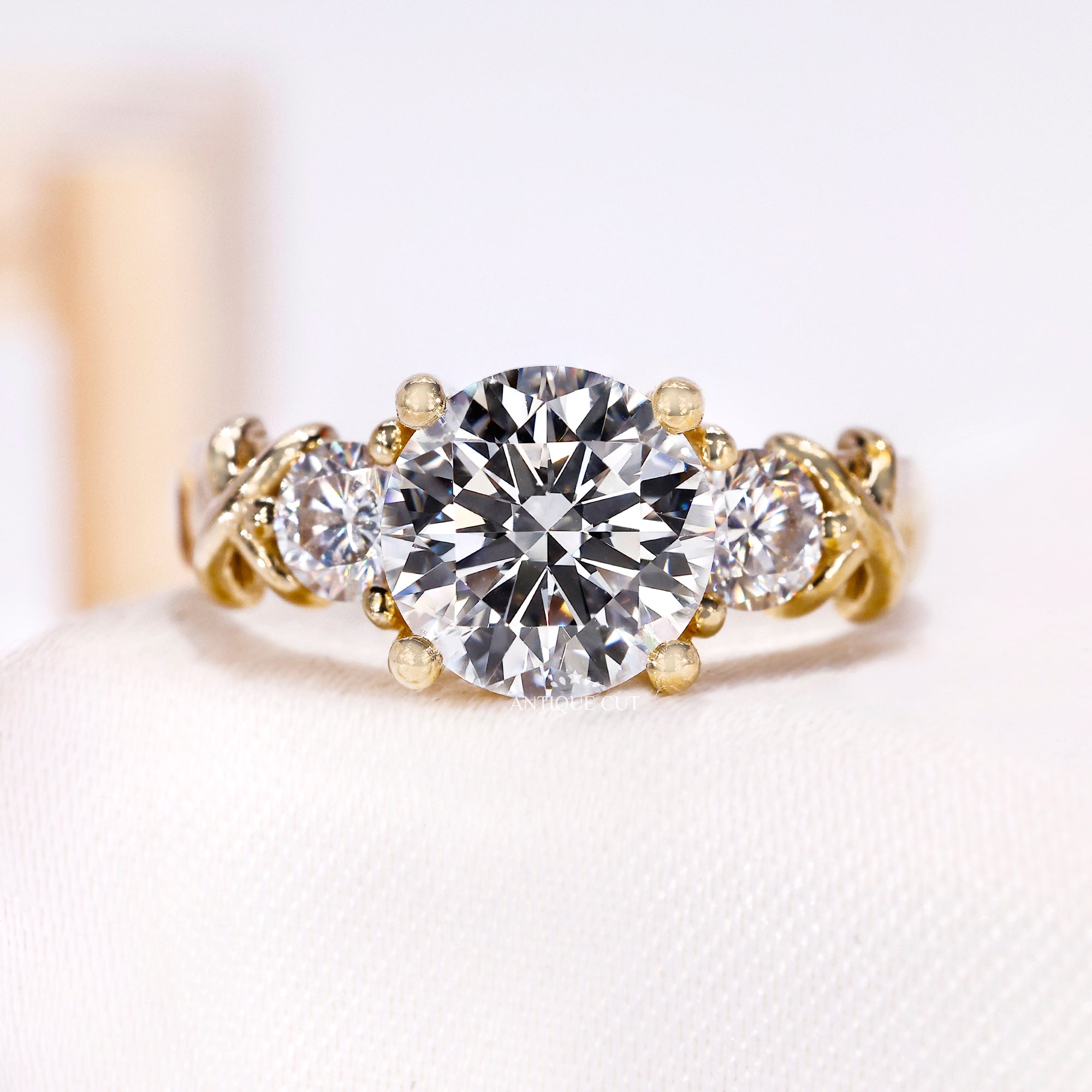 10k Yellow Gold, 14k Yellow Gold, 18k Yellow Gold