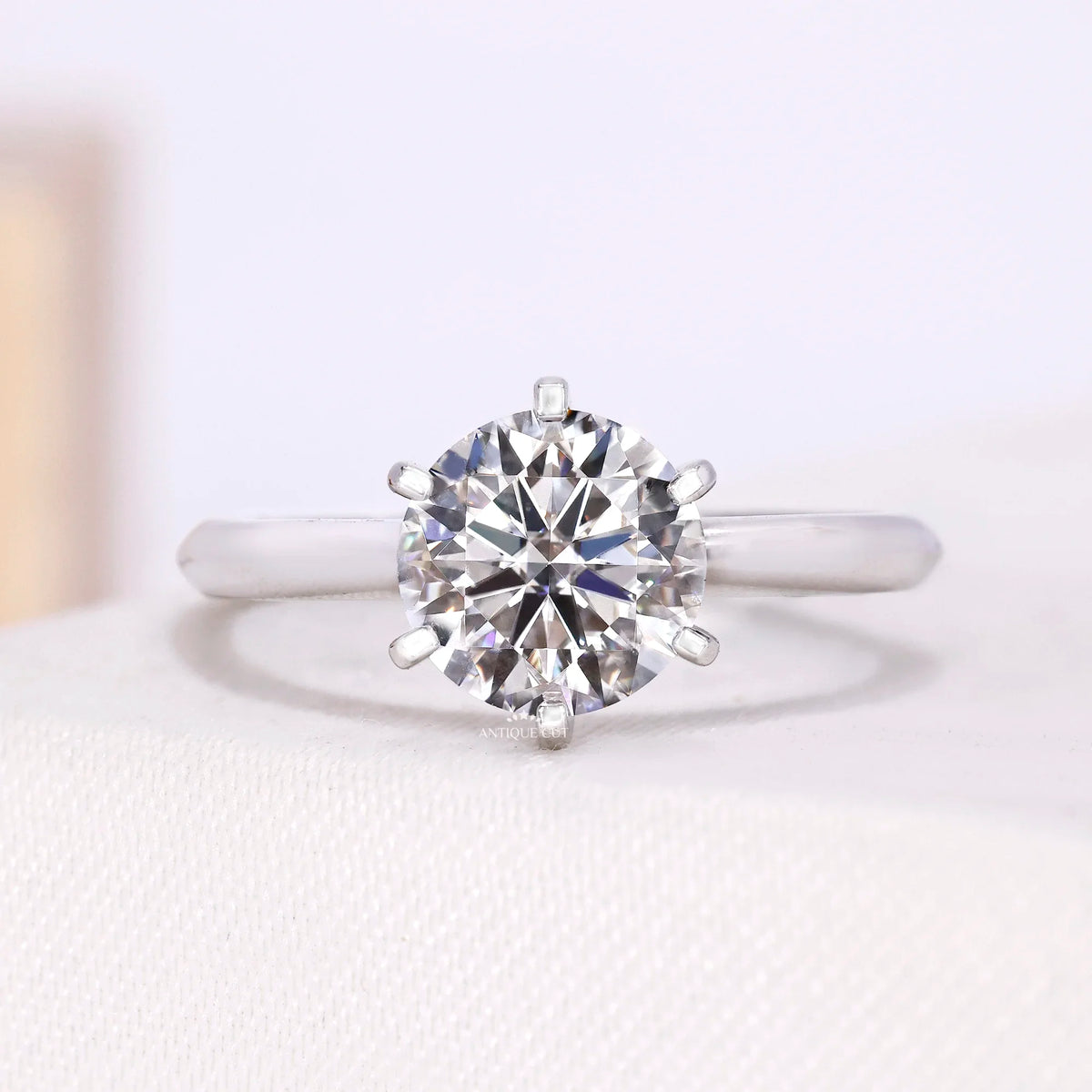 10k White Gold, 14k White Gold, 18k White Gold, Platinum