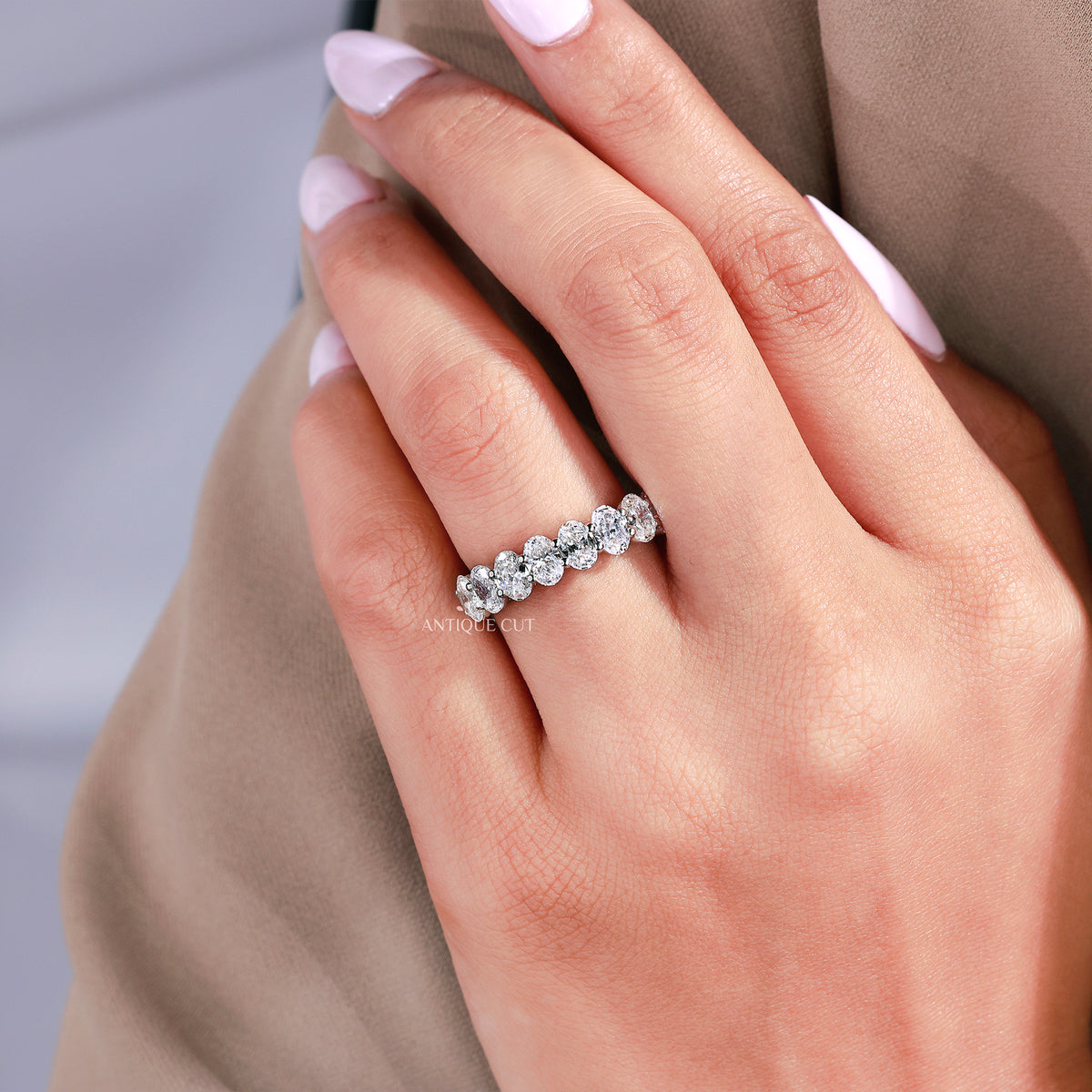 10k White Gold, 14k White Gold, 18k White Gold, Platinum