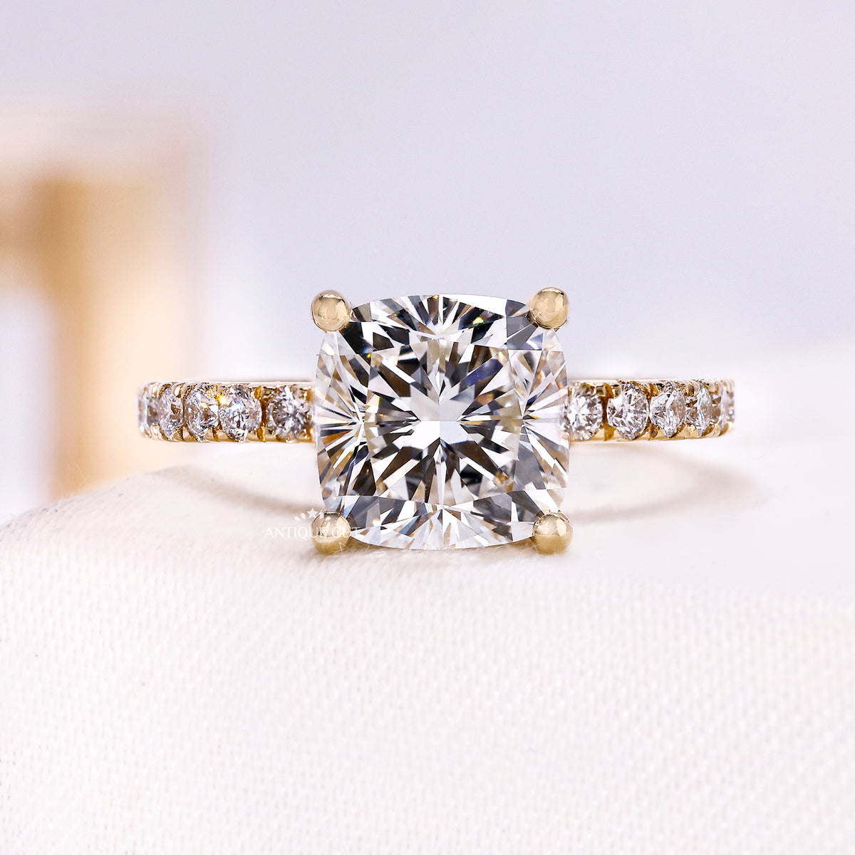 10k Yellow Gold, 14k Yellow Gold, 18k Yellow Gold