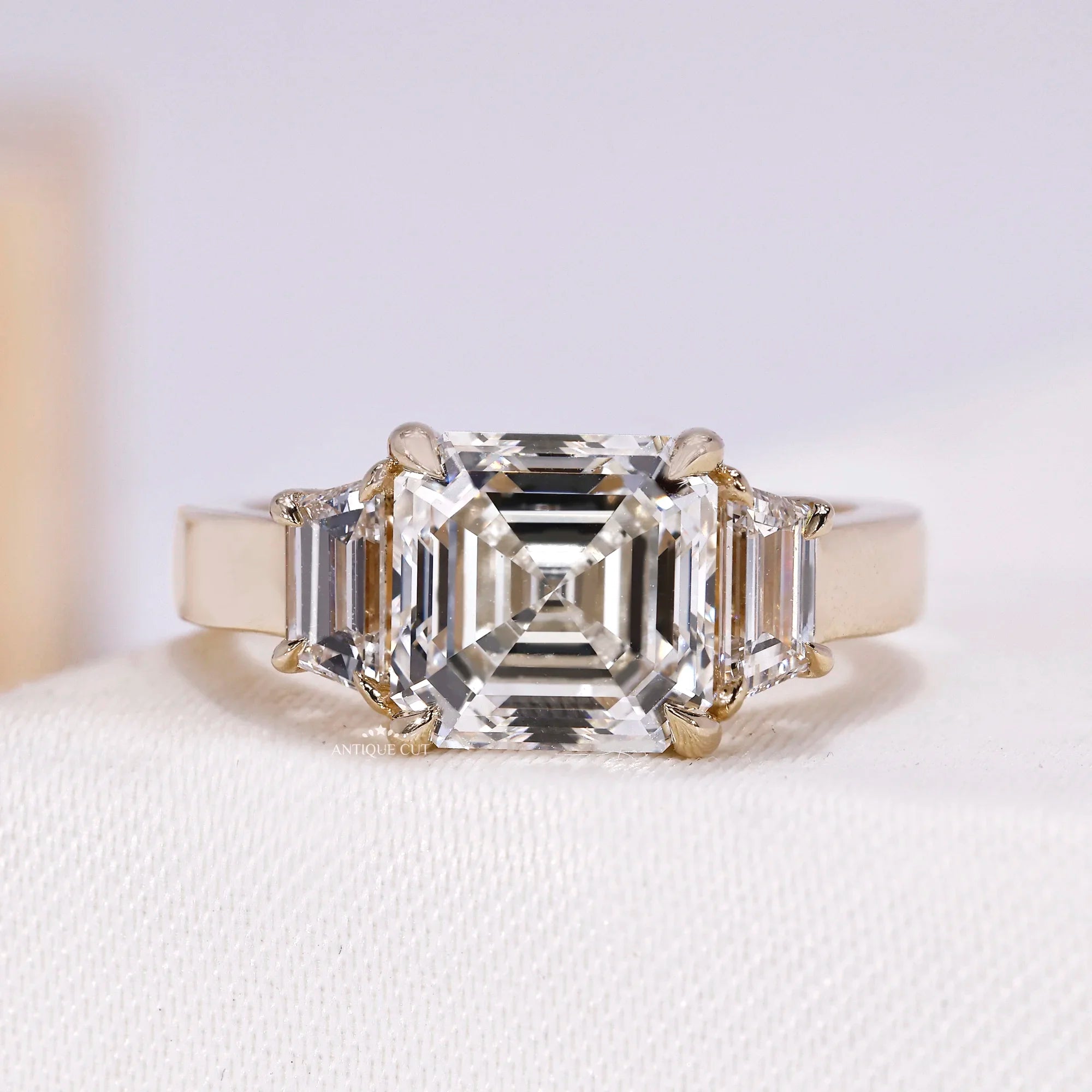 10k Yellow Gold, 14k Yellow Gold, 18k Yellow Gold