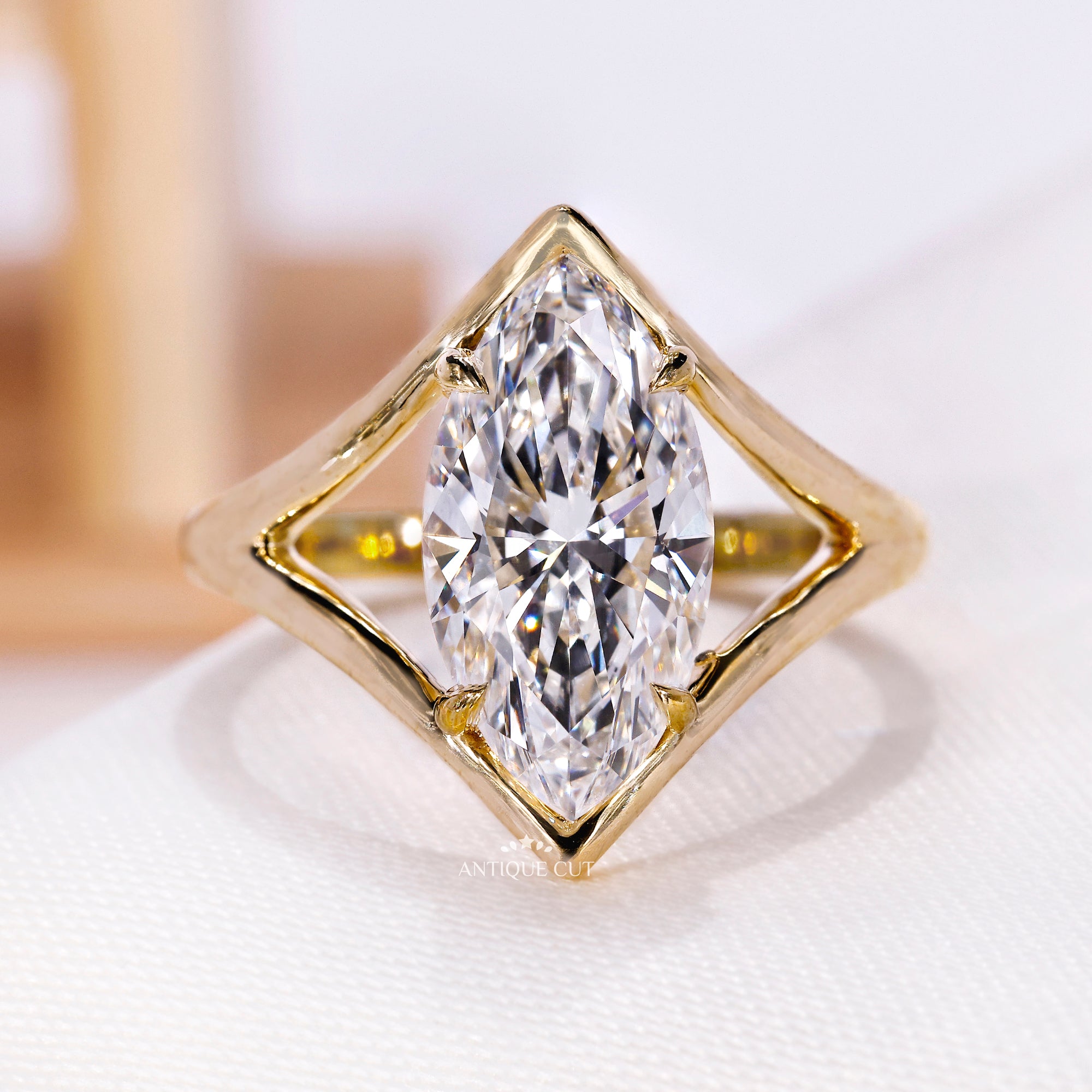 10k Yellow Gold, 14k Yellow Gold, 18k Yellow Gold