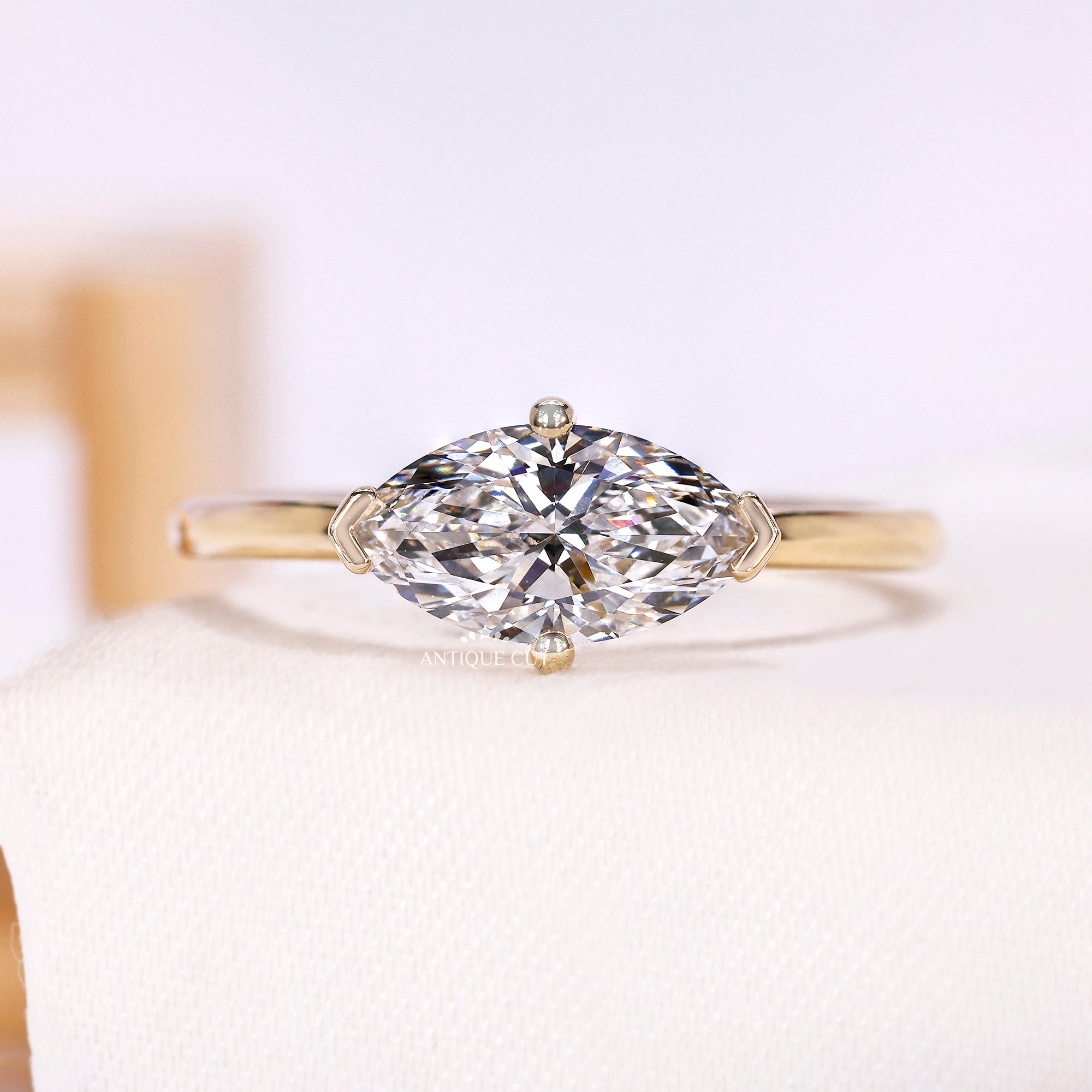 10k Yellow Gold, 14k Yellow Gold, 18k Yellow Gold