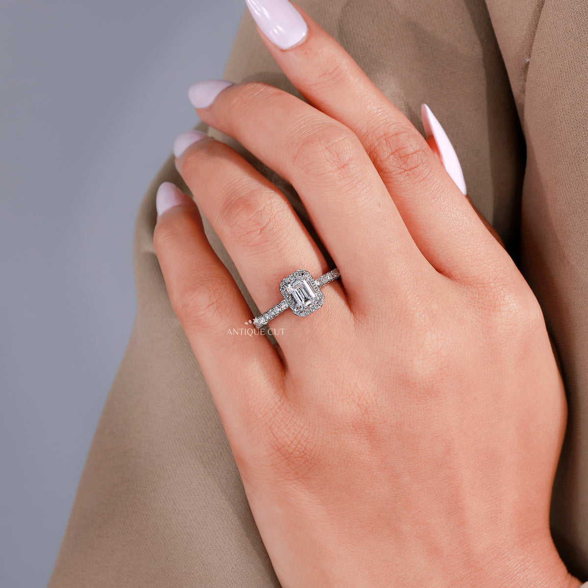 10k White Gold, 14k White Gold, 18k White Gold, Platinum
