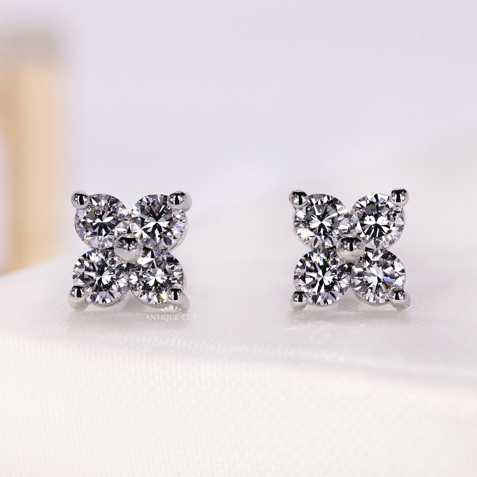 Round brilliant cut diamond earrings top view