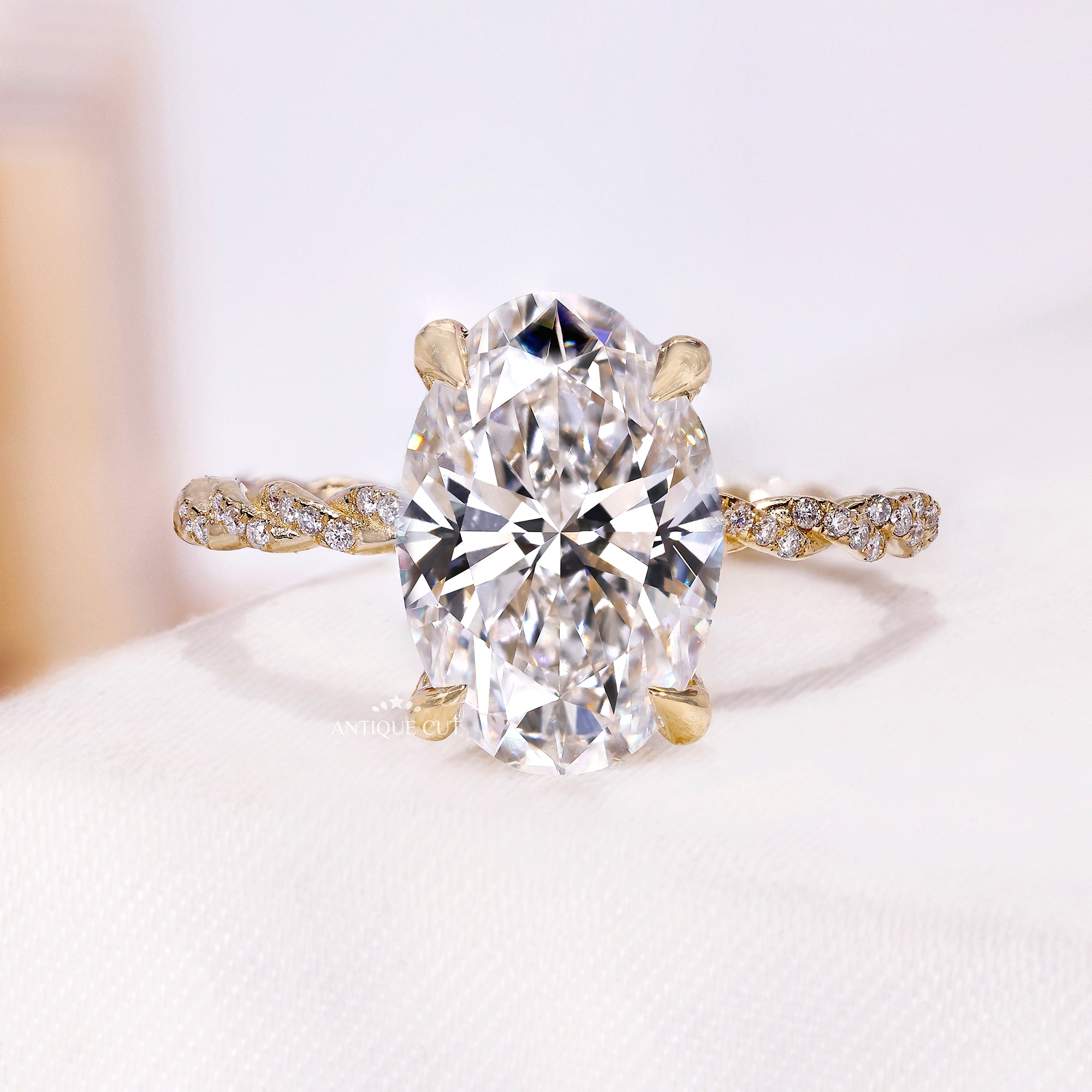 10k Yellow Gold, 14k Yellow Gold, 18k Yellow Gold