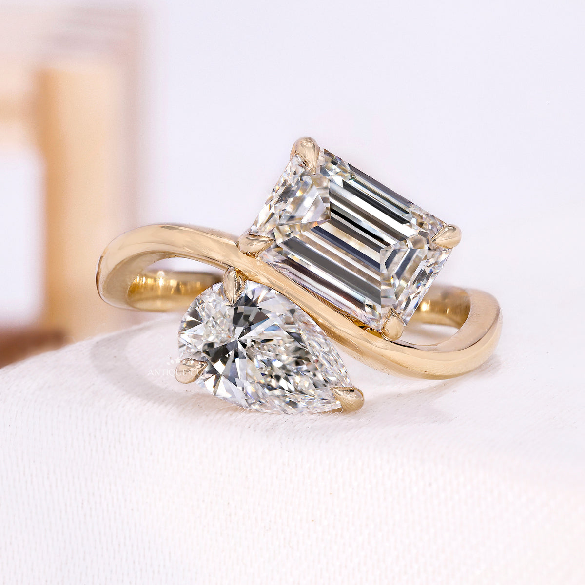 10k Yellow Gold, 14k Yellow Gold, 18k Yellow Gold
