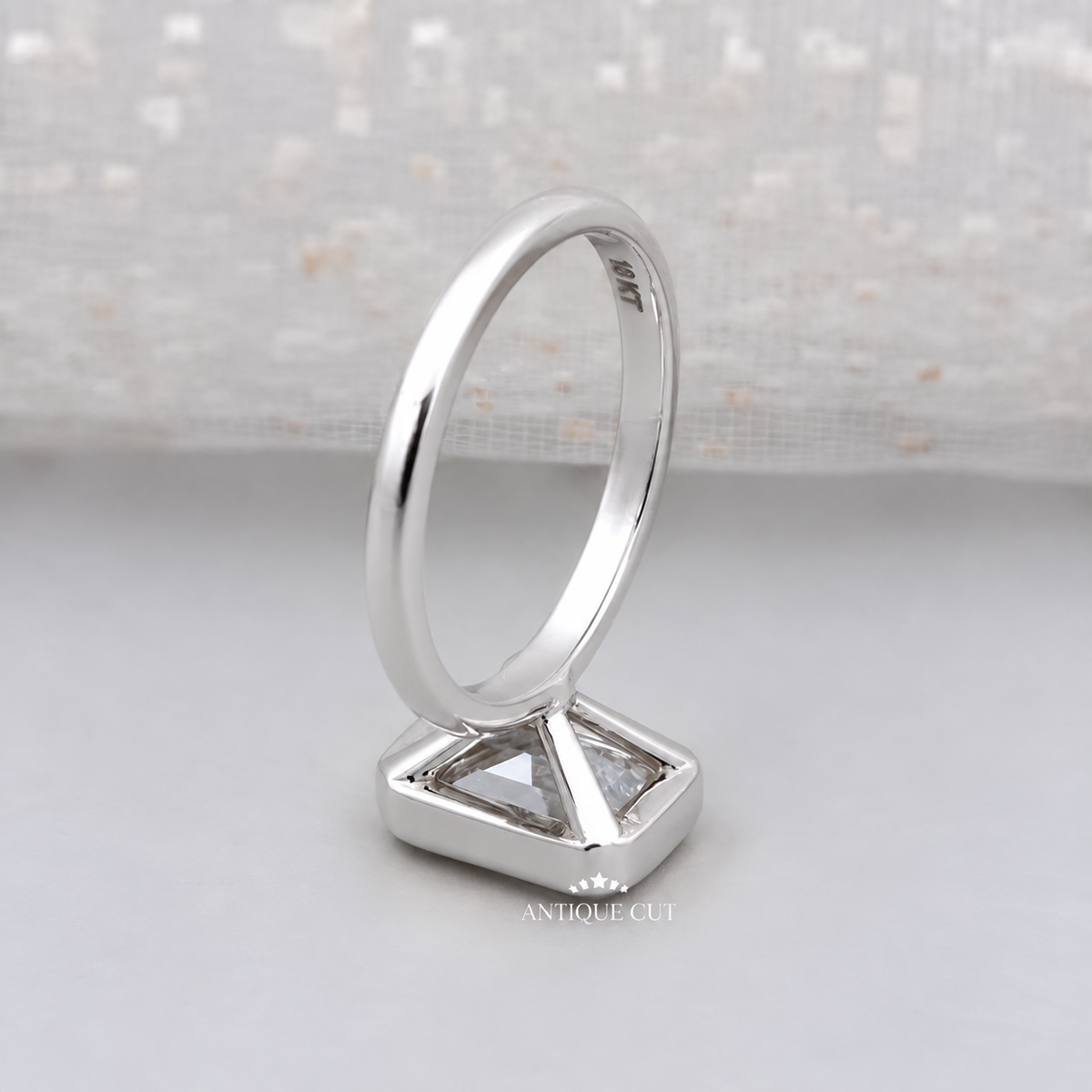 10k White Gold, 14k White Gold, 18k White Gold, Platinum