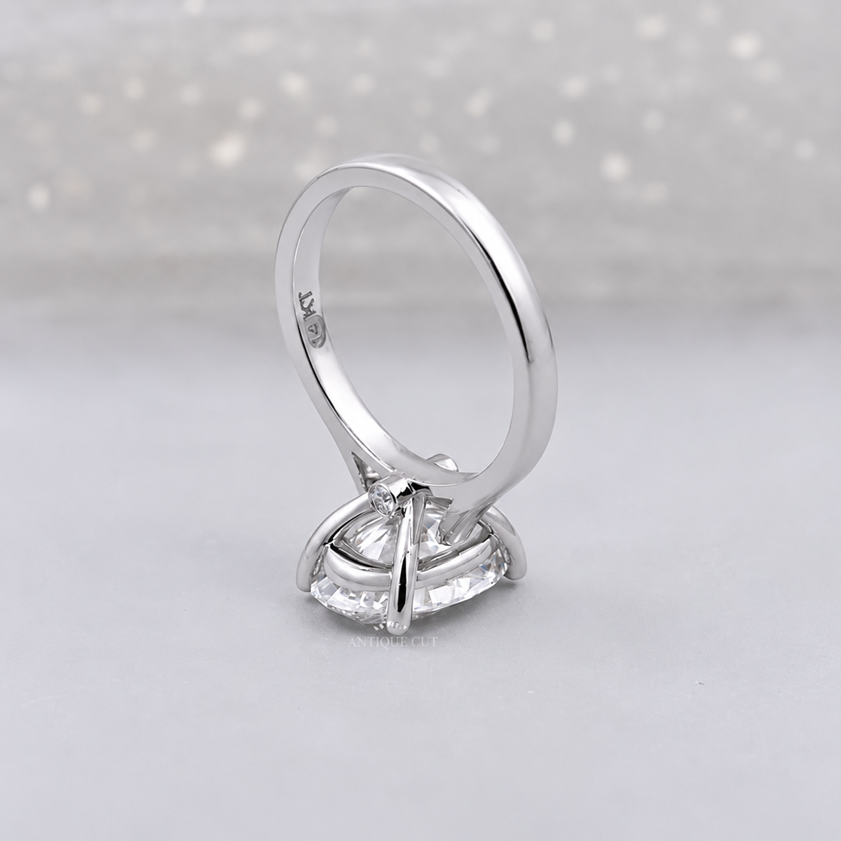 10k White Gold, 14k White Gold, 18k White Gold, Platinum