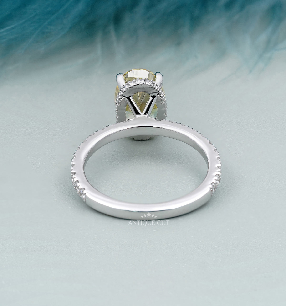 Antiquecut oval-cut yellow diamond ring