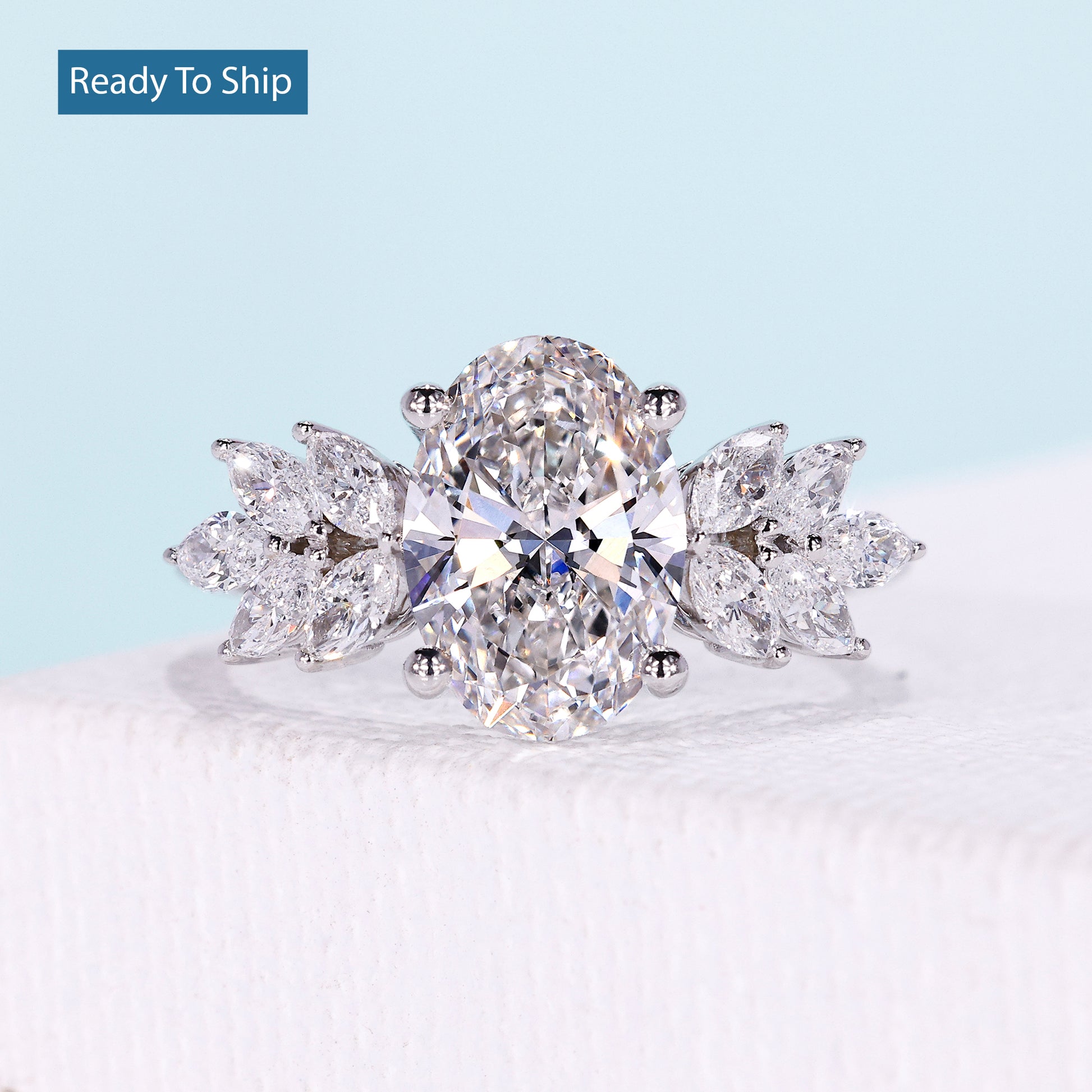 Antiquecut lab grown diamond ring with oval center stone design
