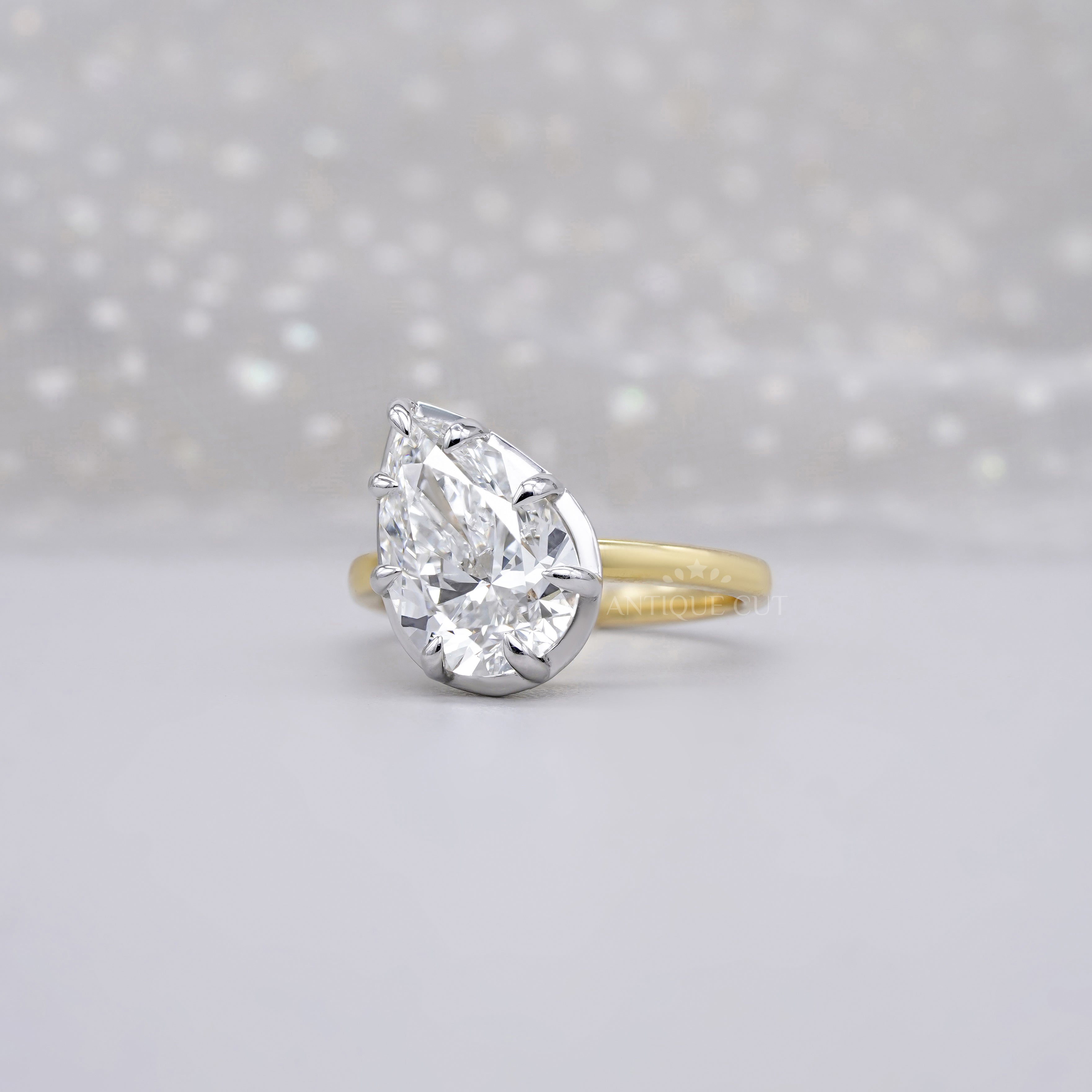Pear 4.00ct Lab Grown Diamond Solitaire Ring | IGI Certified | Yellow Gold | VVS–VS Clarity