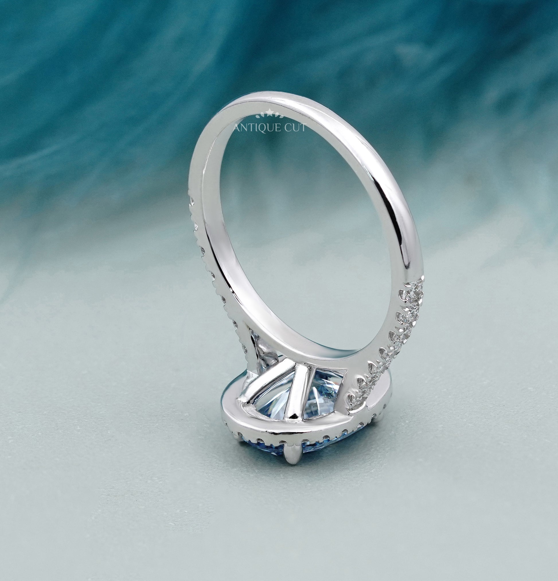 Lab Grown Diamond Oval Shaped Ring