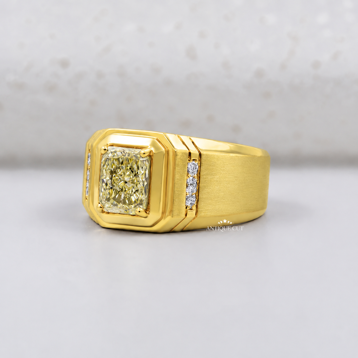 10k Yellow Gold, 14k Yellow Gold, 18k Yellow Gold