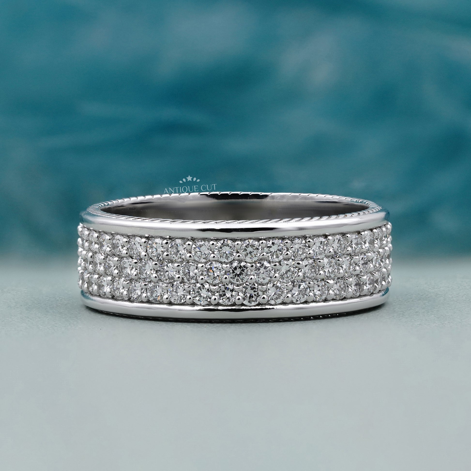Round diamond wedding band in white gold