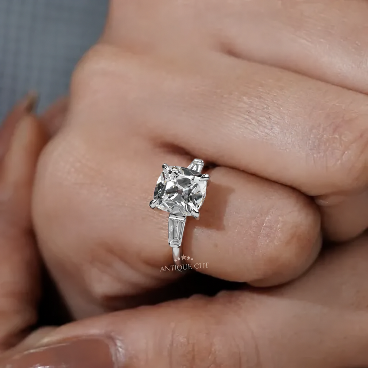 10k White Gold, 14k White Gold, 18k White Gold, Platinum
