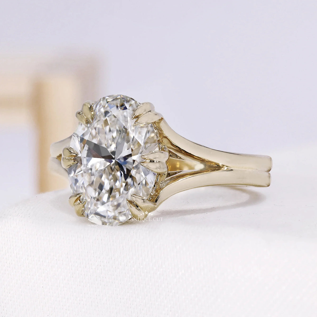 10k Yellow Gold, 14k Yellow Gold, 18k Yellow Gold