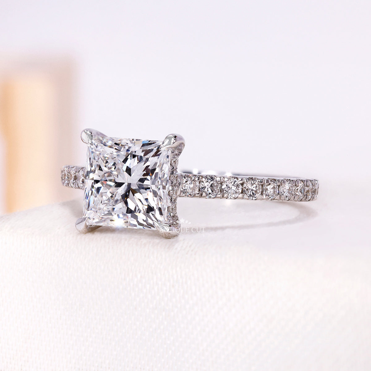 10k White Gold, 14k White Gold, 18k White Gold, Platinum