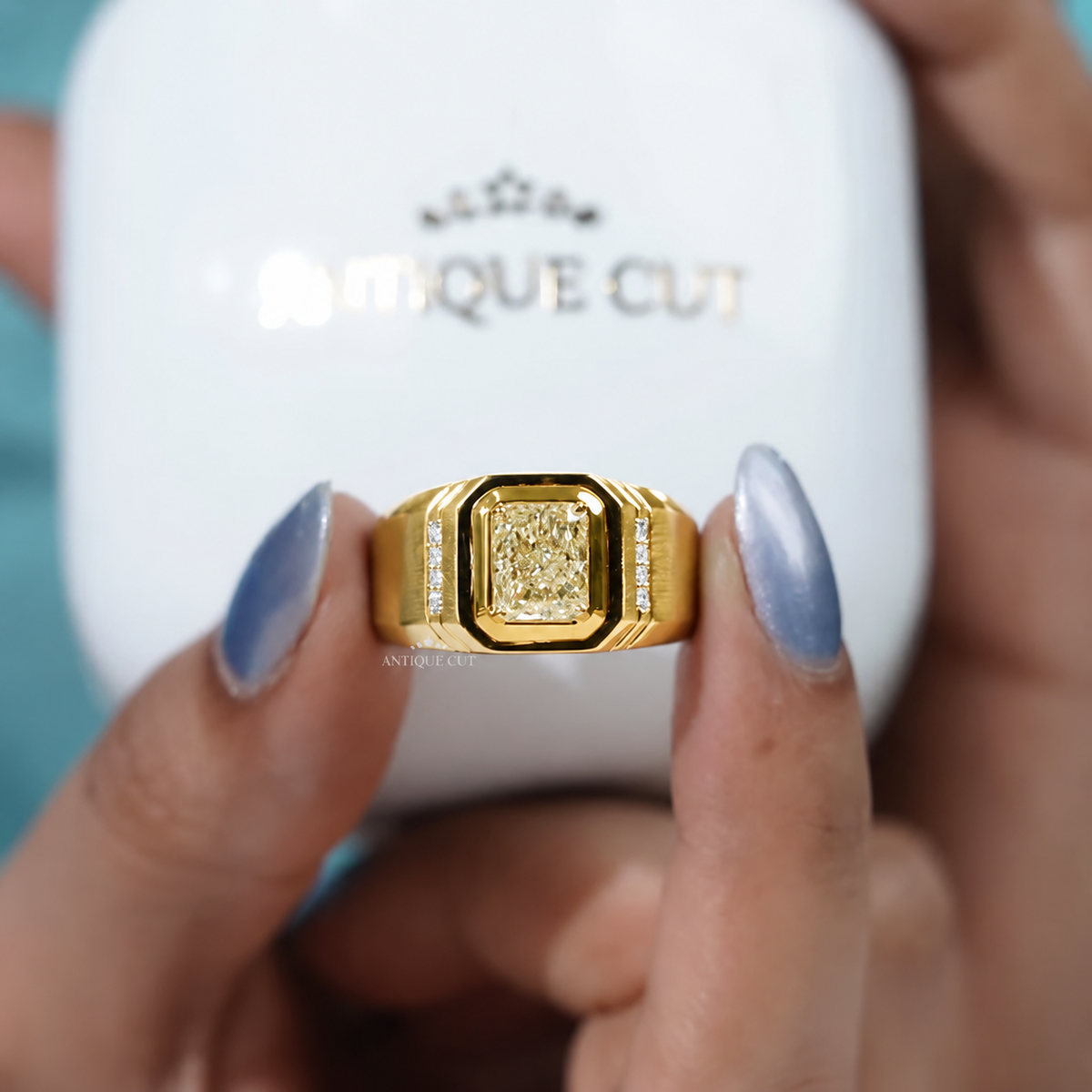 10k Yellow Gold, 14k Yellow Gold, 18k Yellow Gold