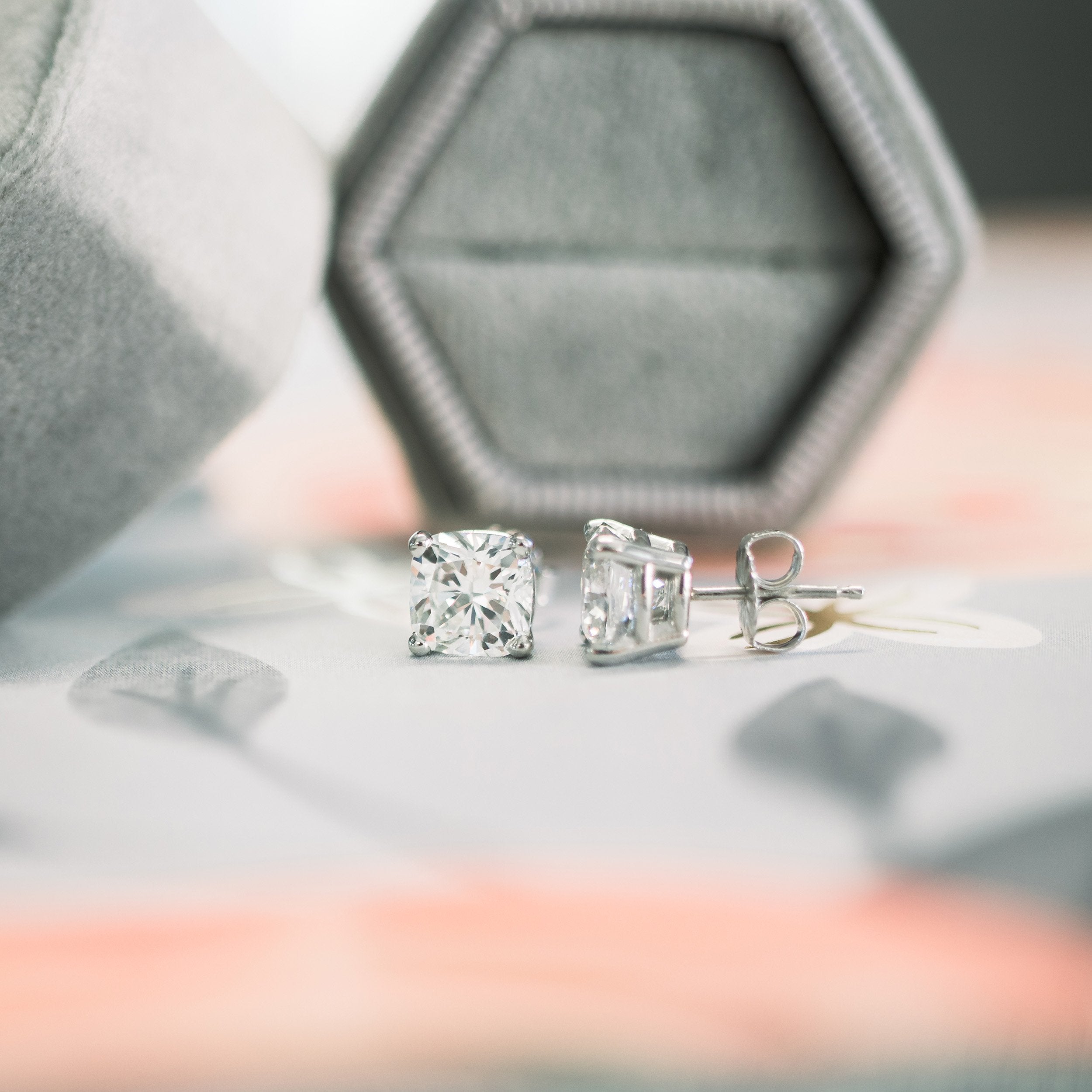 Boucles d’oreilles en diamant Diamond Stud cultivées en laboratoire DEF Color VS+ Clarity