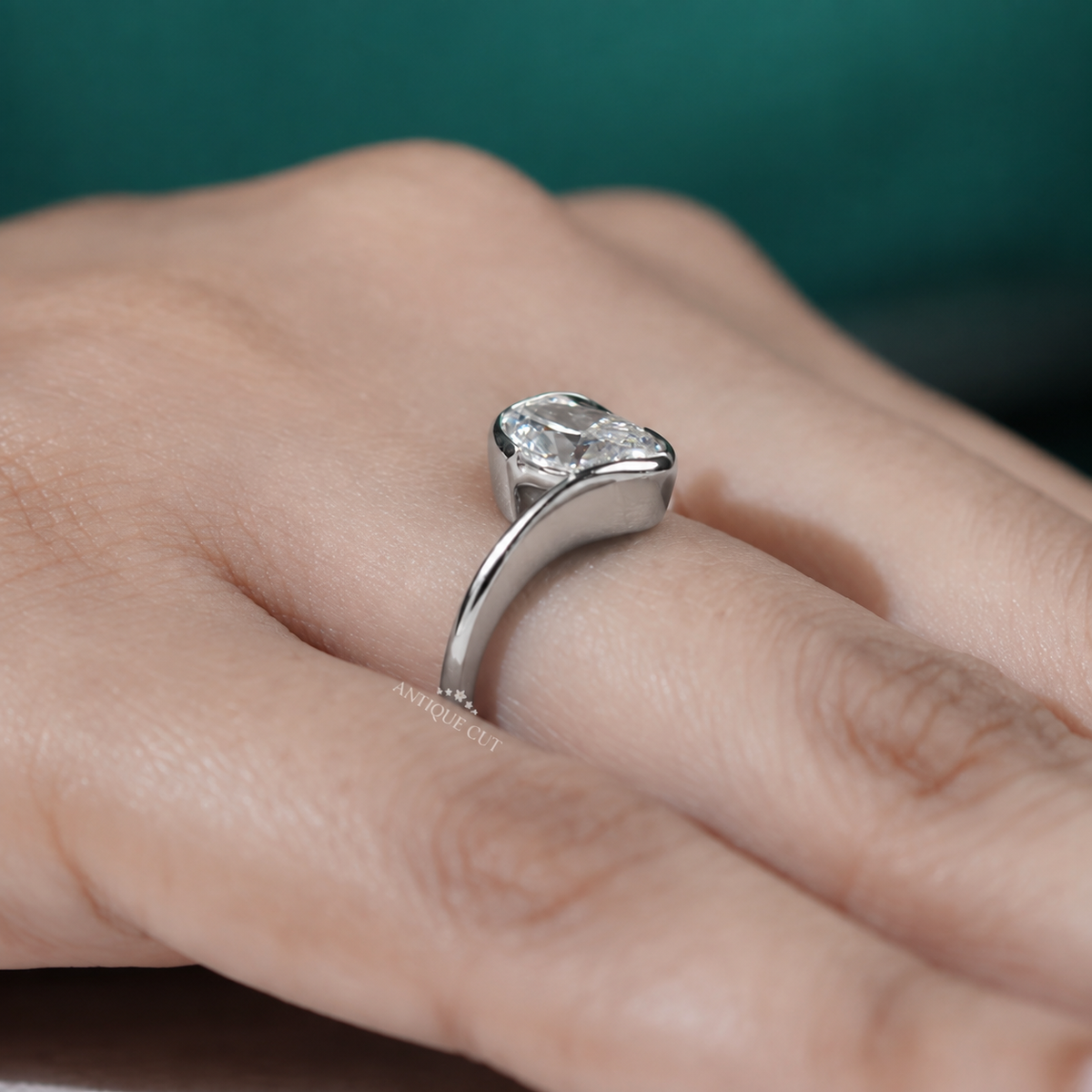 10k White Gold, 14k White Gold, 18k White Gold, Platinum