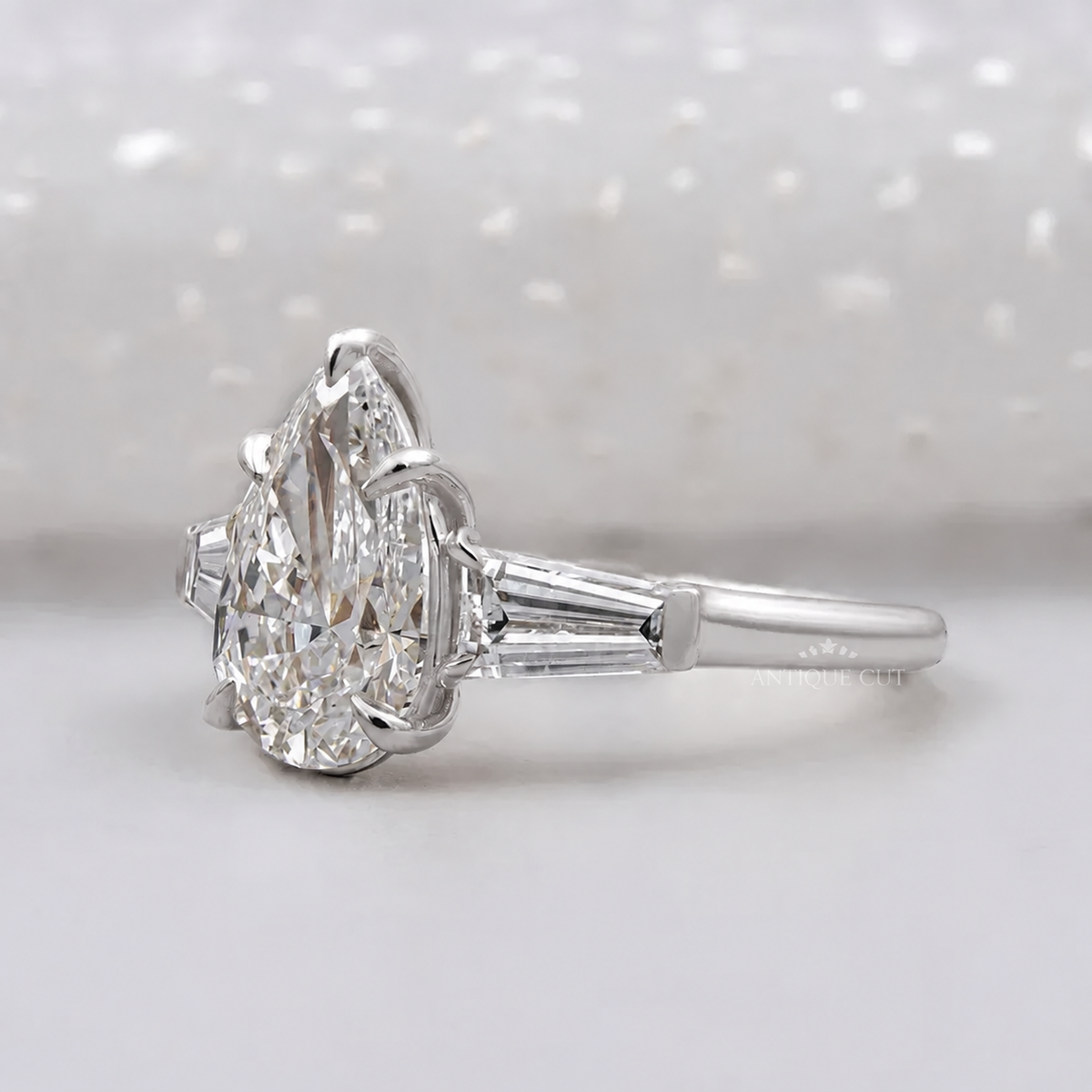 10k White Gold, 14k White Gold, 18k White Gold, Platinum