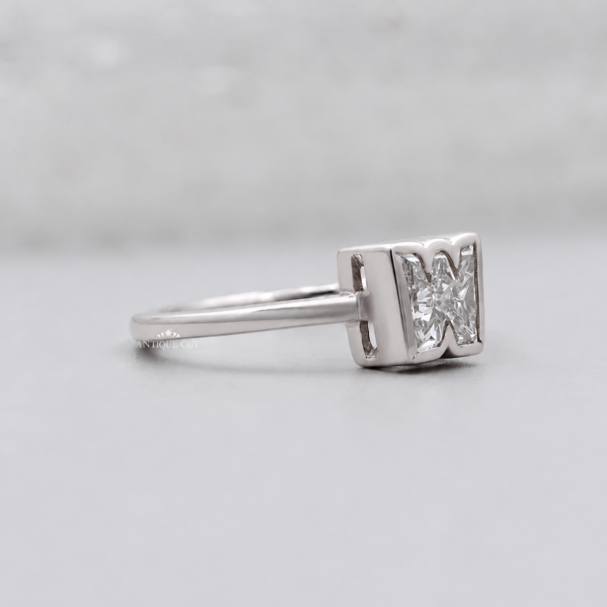 10k White Gold, 14k White Gold, 18k White Gold, Platinum
