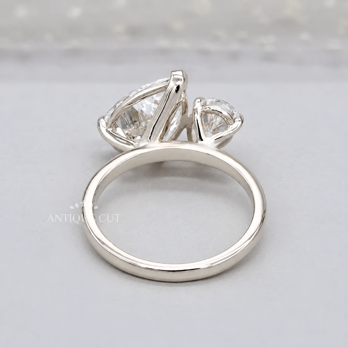 10k White Gold, 14k White Gold, 18k White Gold, Platinum