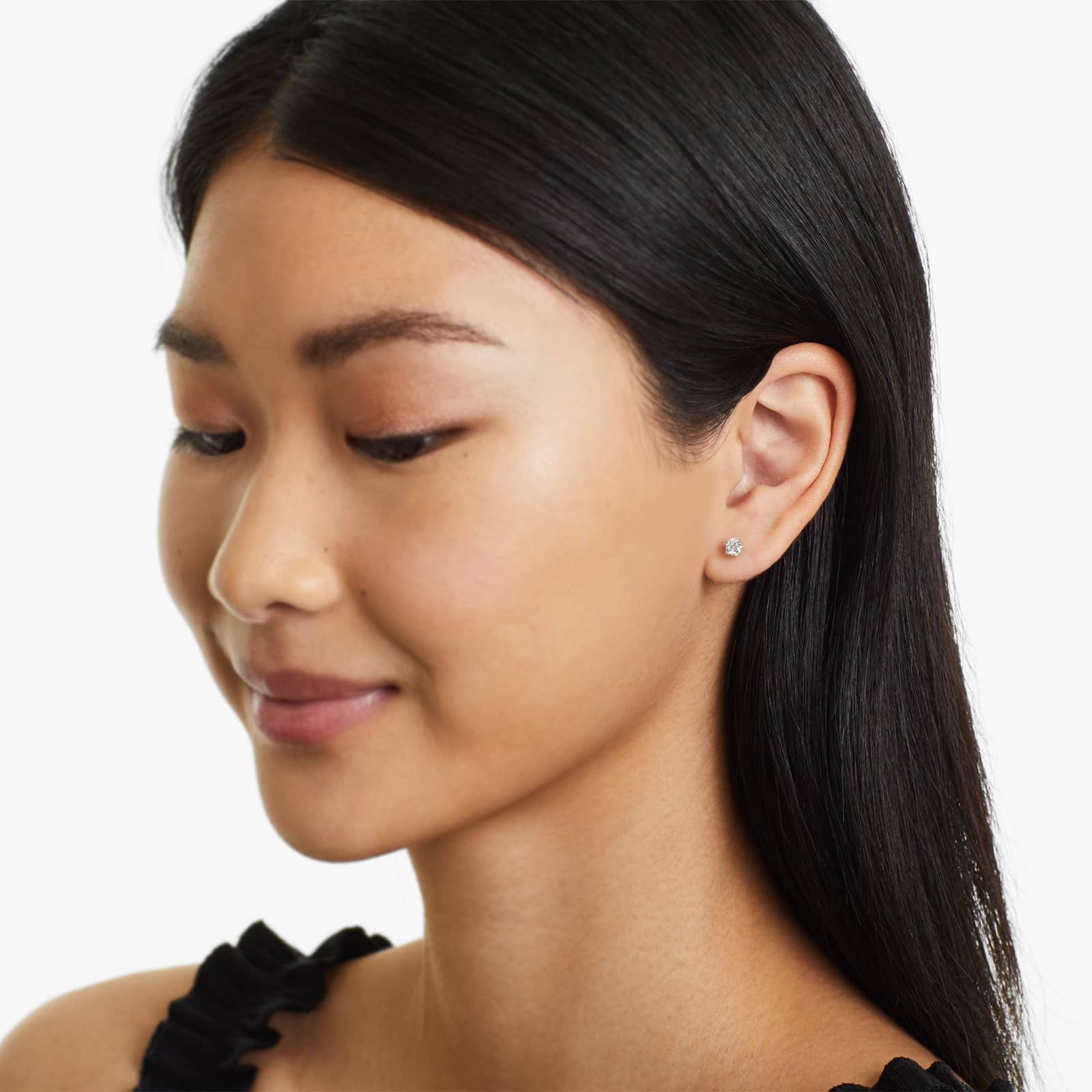 Boucle d'oreille à tige en diamant créée en laboratoire en fil d'or jaune 14 carats