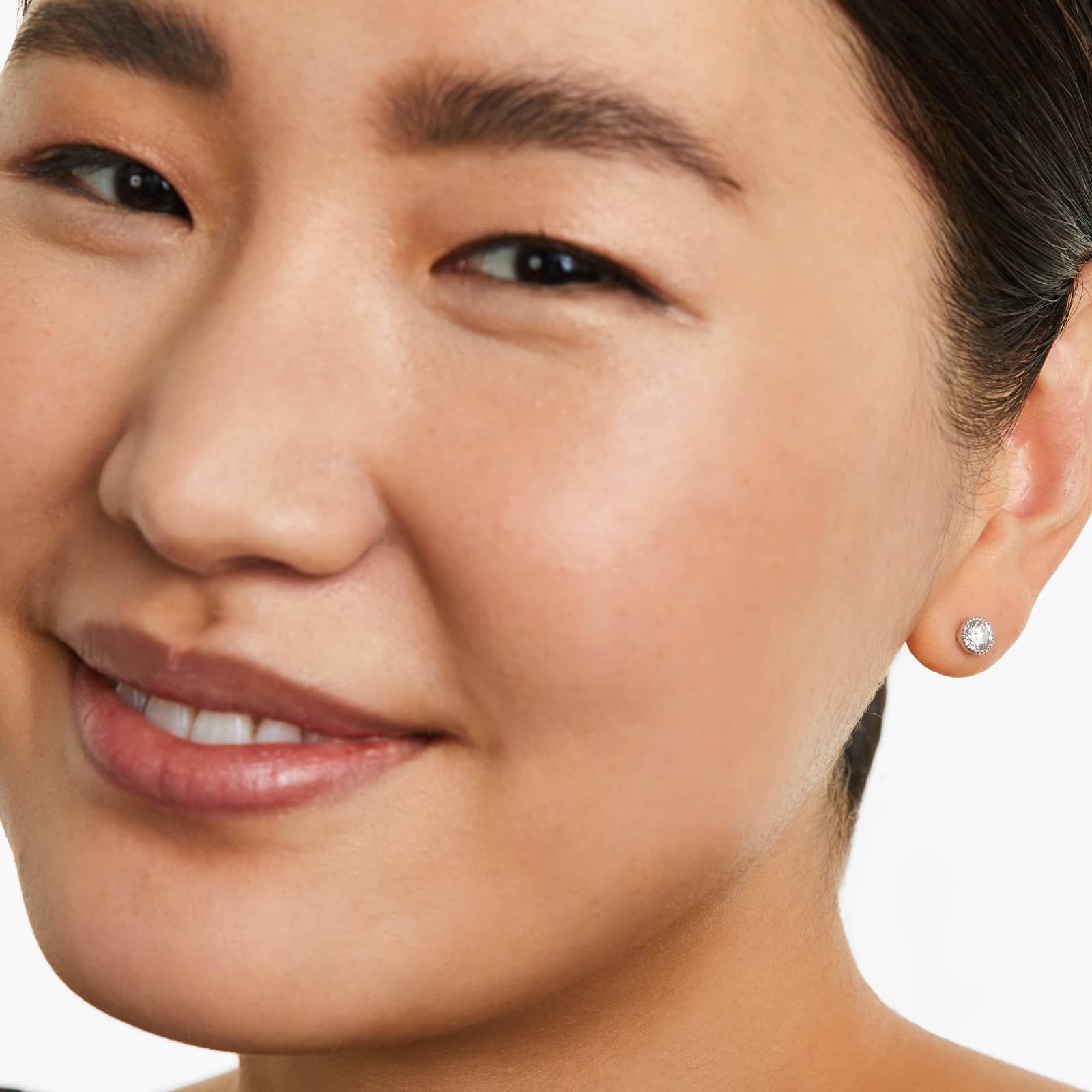 #Color_White Gold_0.75tcw