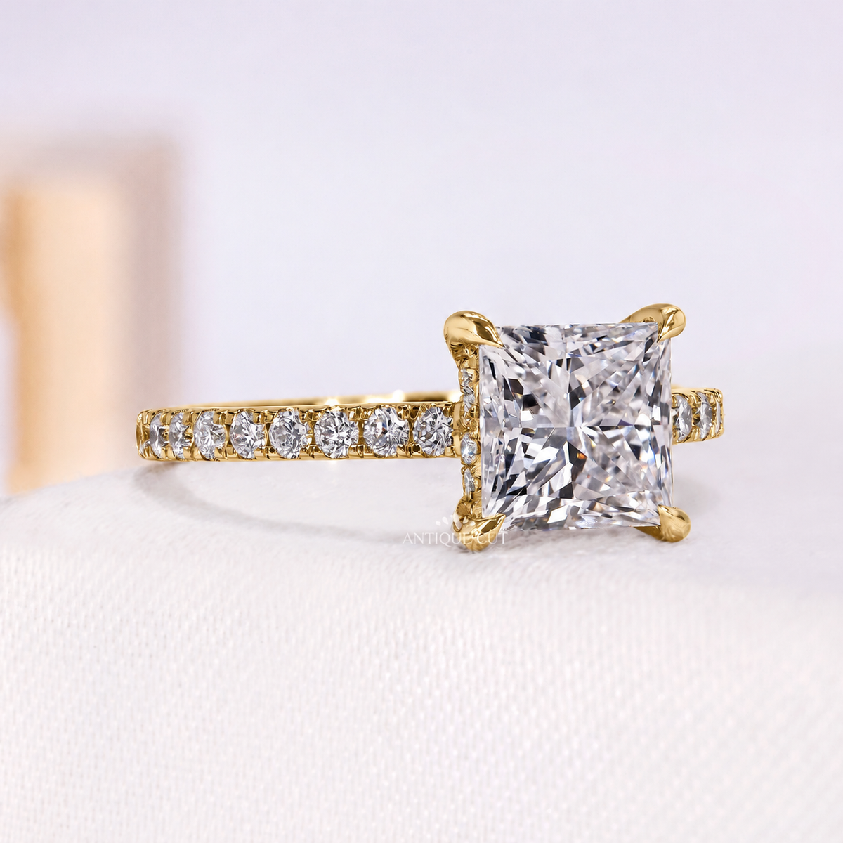 10k Yellow Gold, 14k Yellow Gold, 18k Yellow Gold