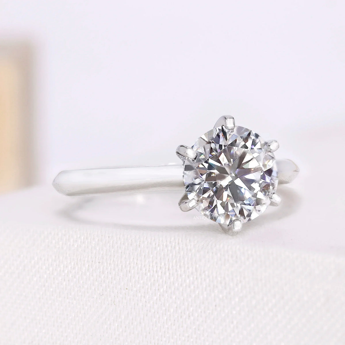 10k White Gold, 14k White Gold, 18k White Gold, Platinum