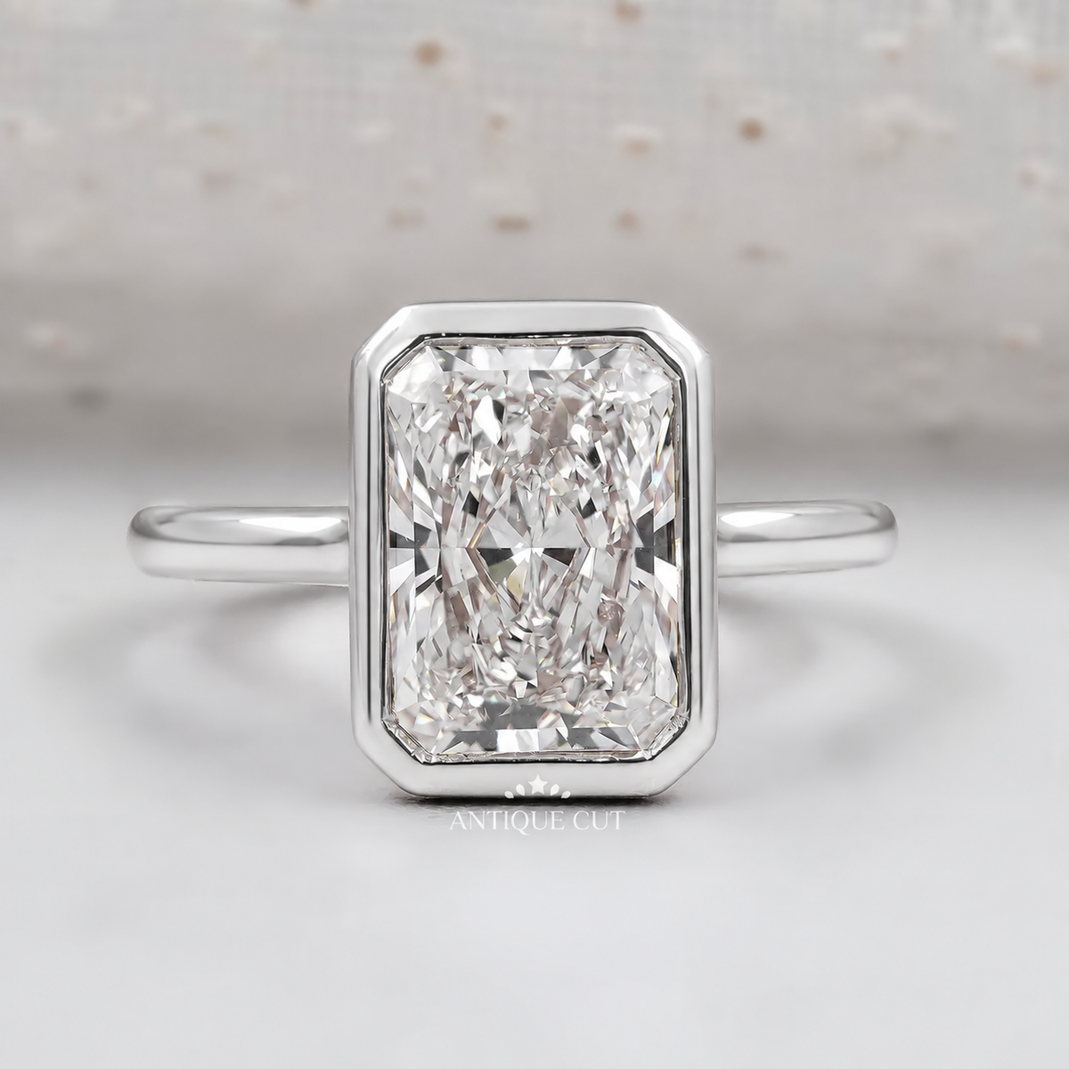 10k White Gold, 14k White Gold, 18k White Gold, Platinum