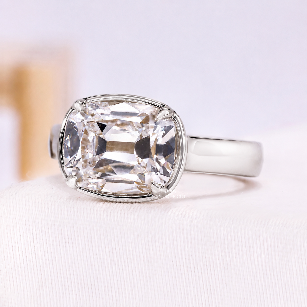10k White Gold, 14k White Gold, 18k White Gold, Platinum