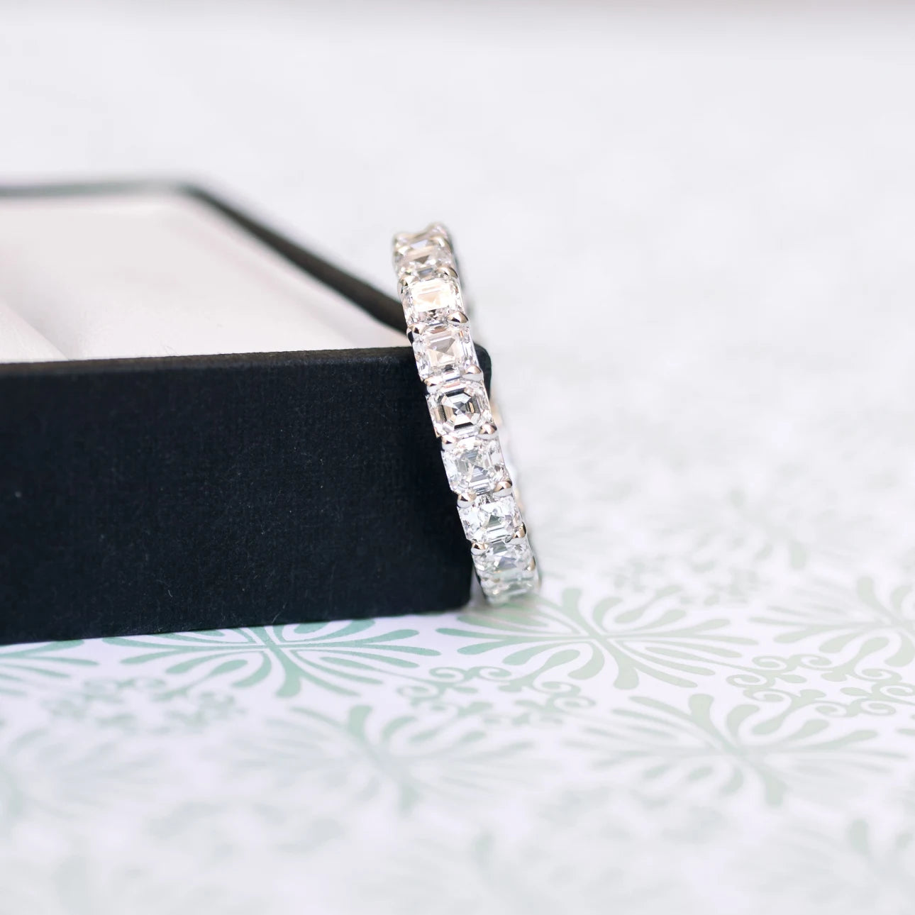 #Color_White Gold