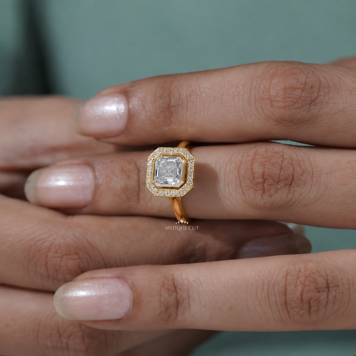 10k Yellow Gold, 14k Yellow Gold, 18k Yellow Gold