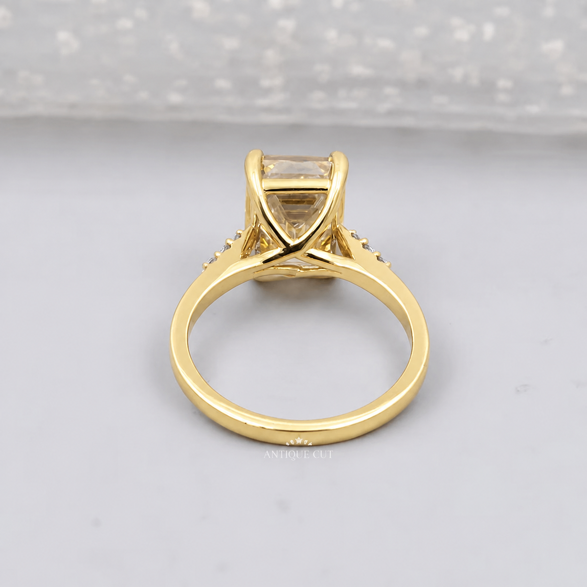 10k Yellow Gold, 14k Yellow Gold, 18k Yellow Gold